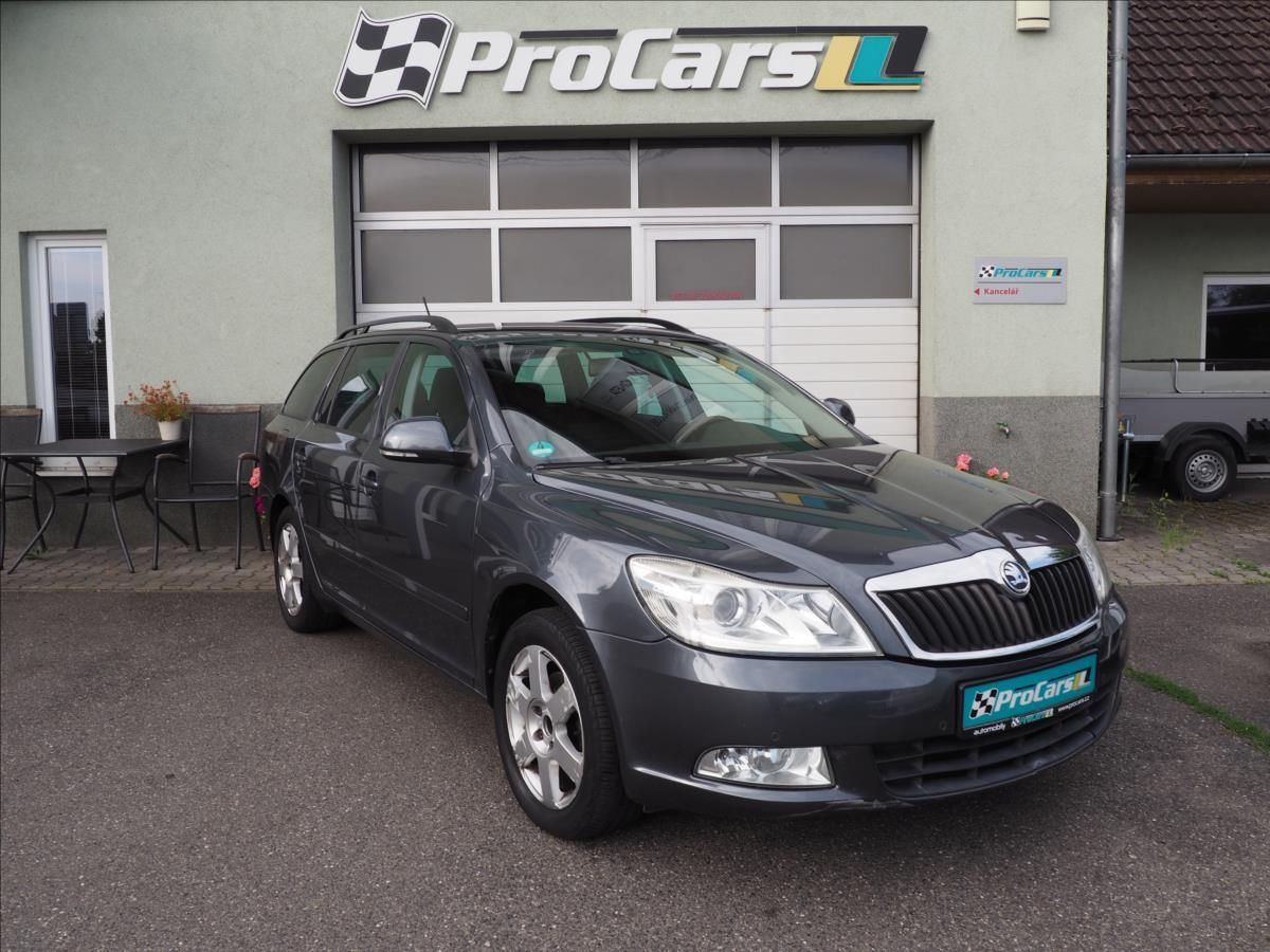 Škoda Octavia, 1,6 TDI AUT  Ambition - fotka 2