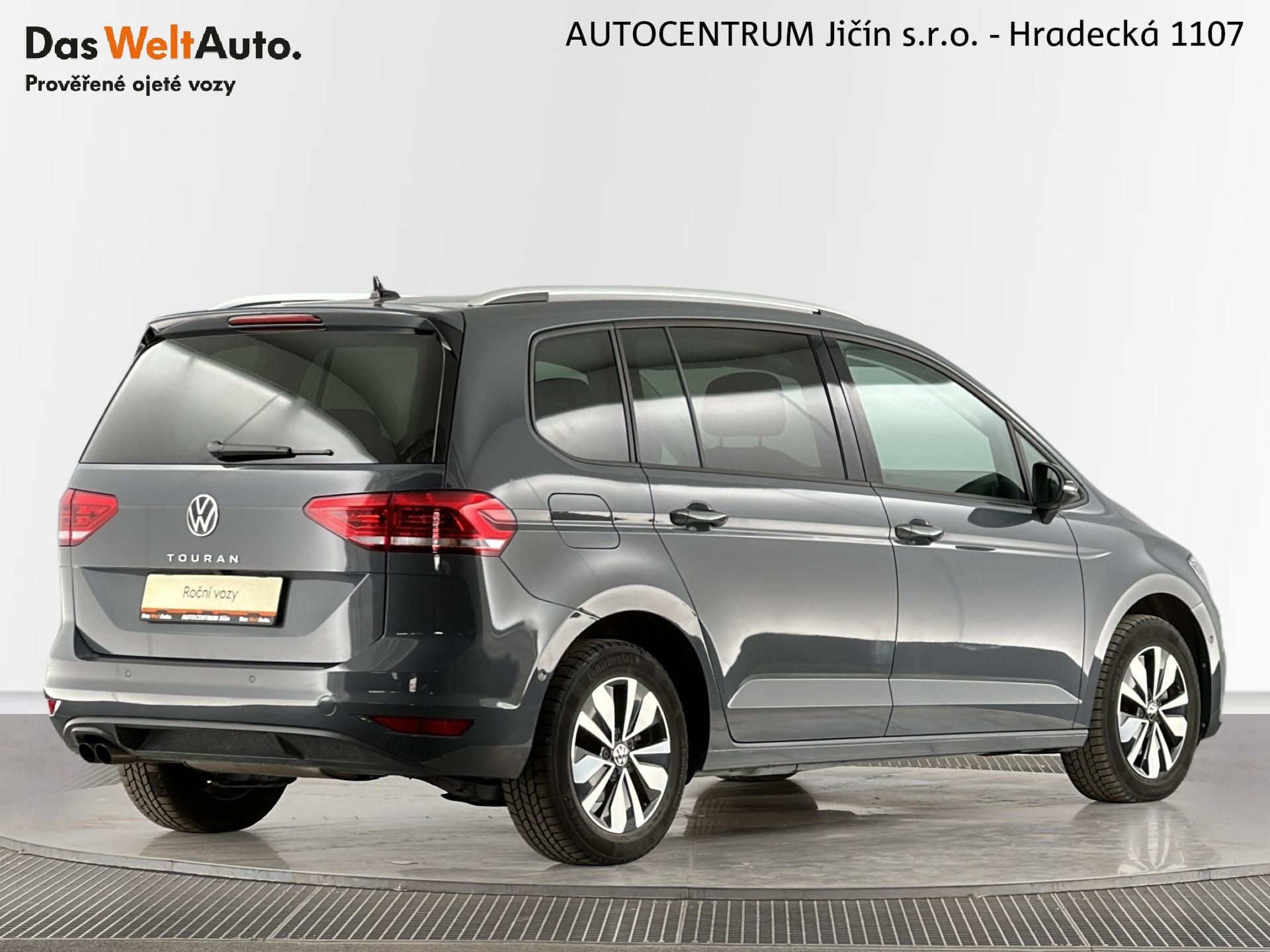 Volkswagen Touran, Comfortline 2.0 TDI 110kW DSG - fotka 2