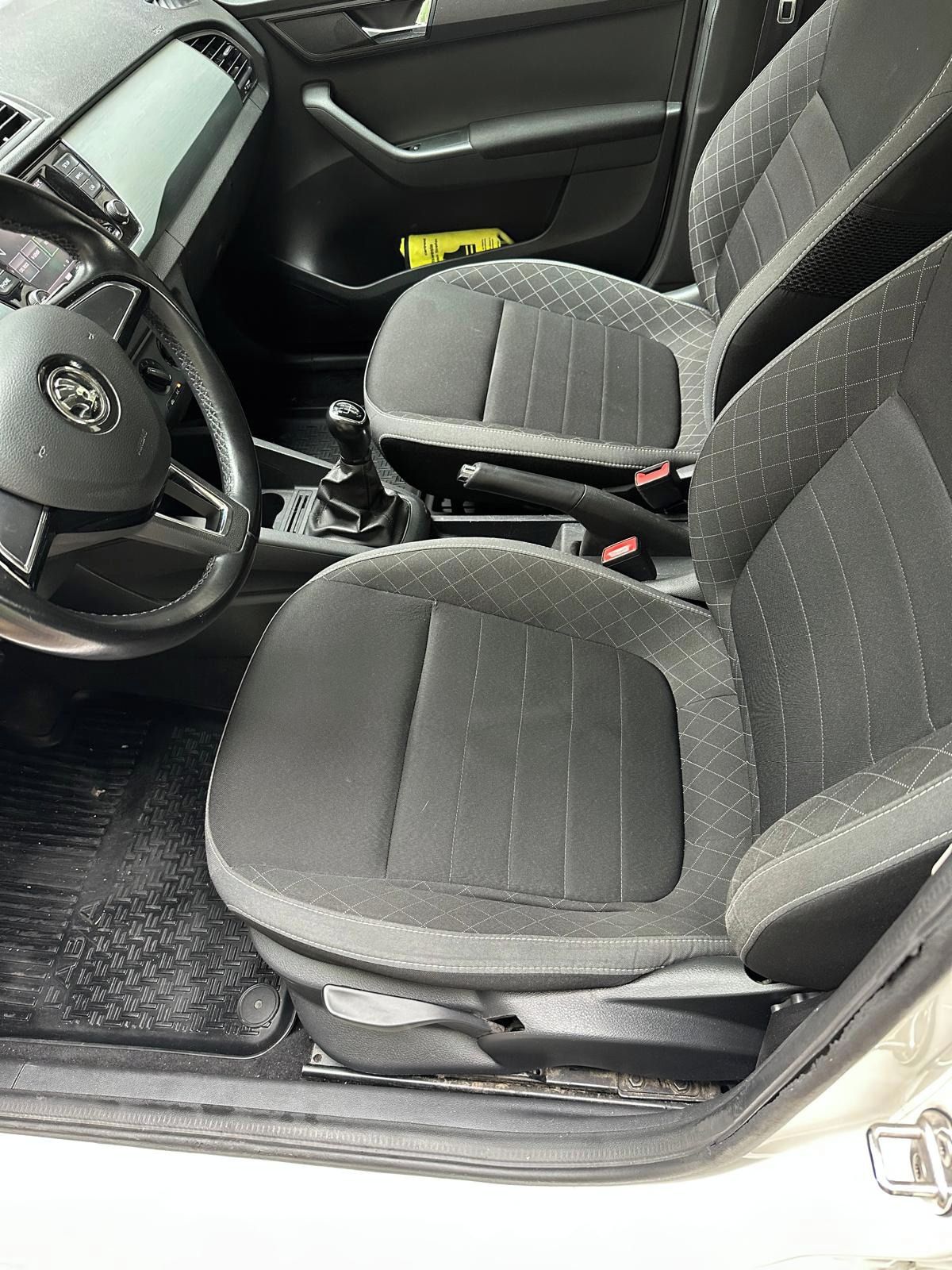 Škoda Fabia, Škoda Fabia 1,0 TSI  70KW - fotka 3