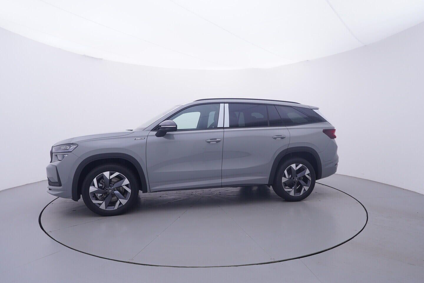Škoda Kodiaq, Sportline 2.0 TDI 4x4 142 kW - fotka 2