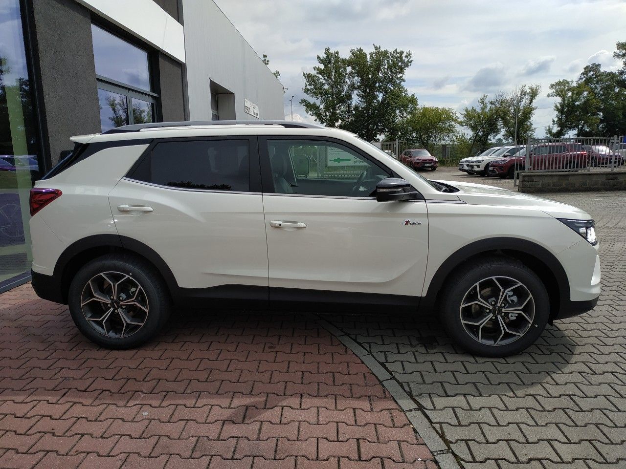 KGM Korando, 1.5T,SMART,2WD,MT,SKLADEM - fotka 4