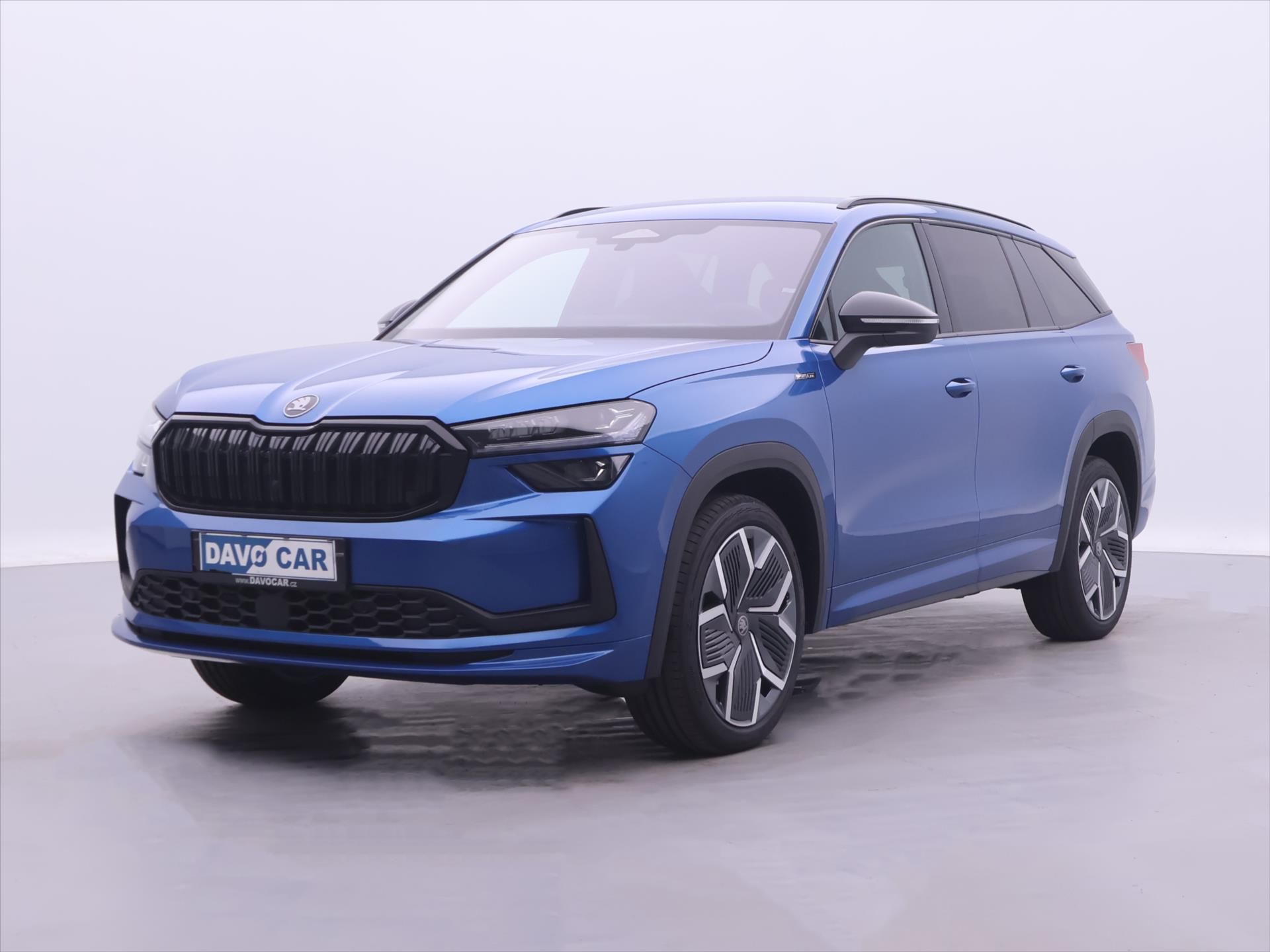 Škoda Kodiaq, 2,0 TDI DSG 4x4 Sportline 7-Mí - fotka 3