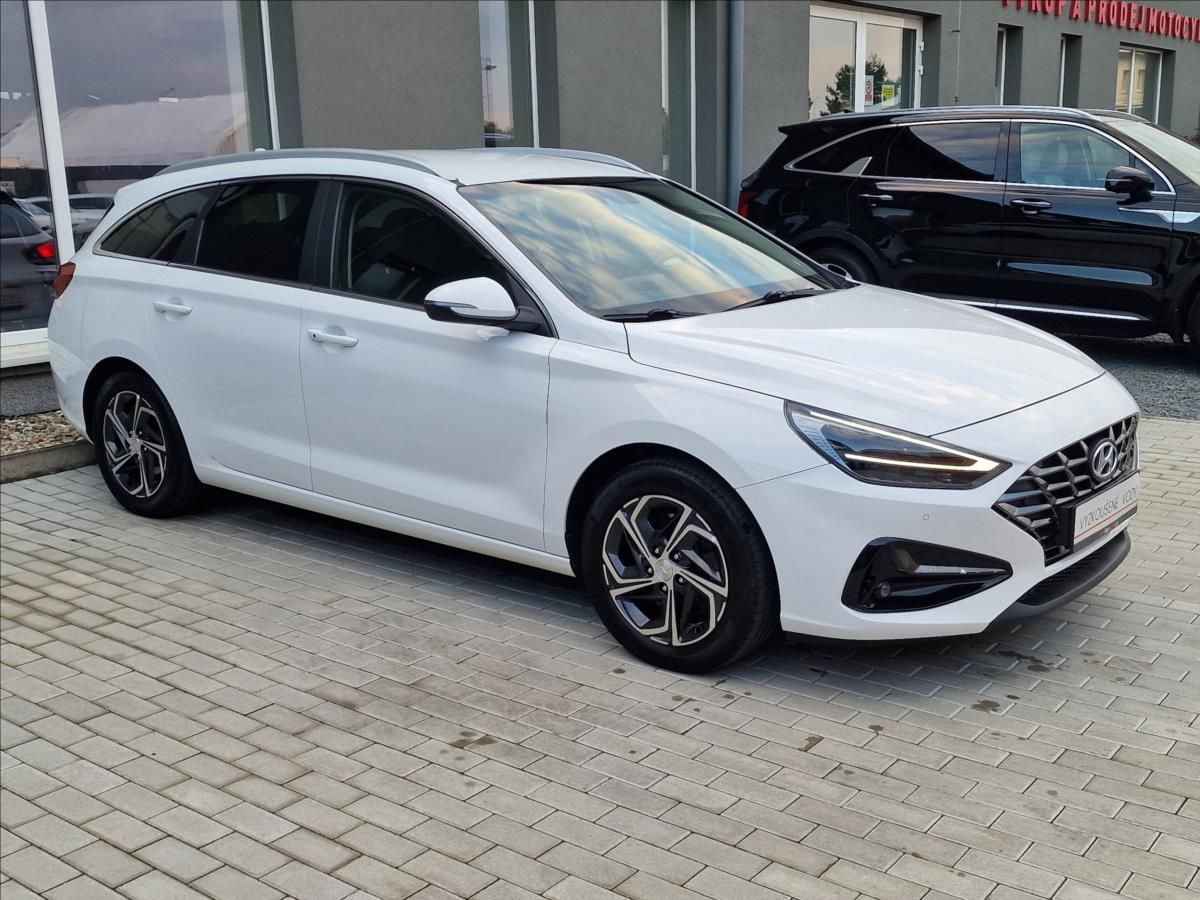 Hyundai i30, 1.0T-Gdi Smart Kombi,ČR,1.Maj - fotka 2