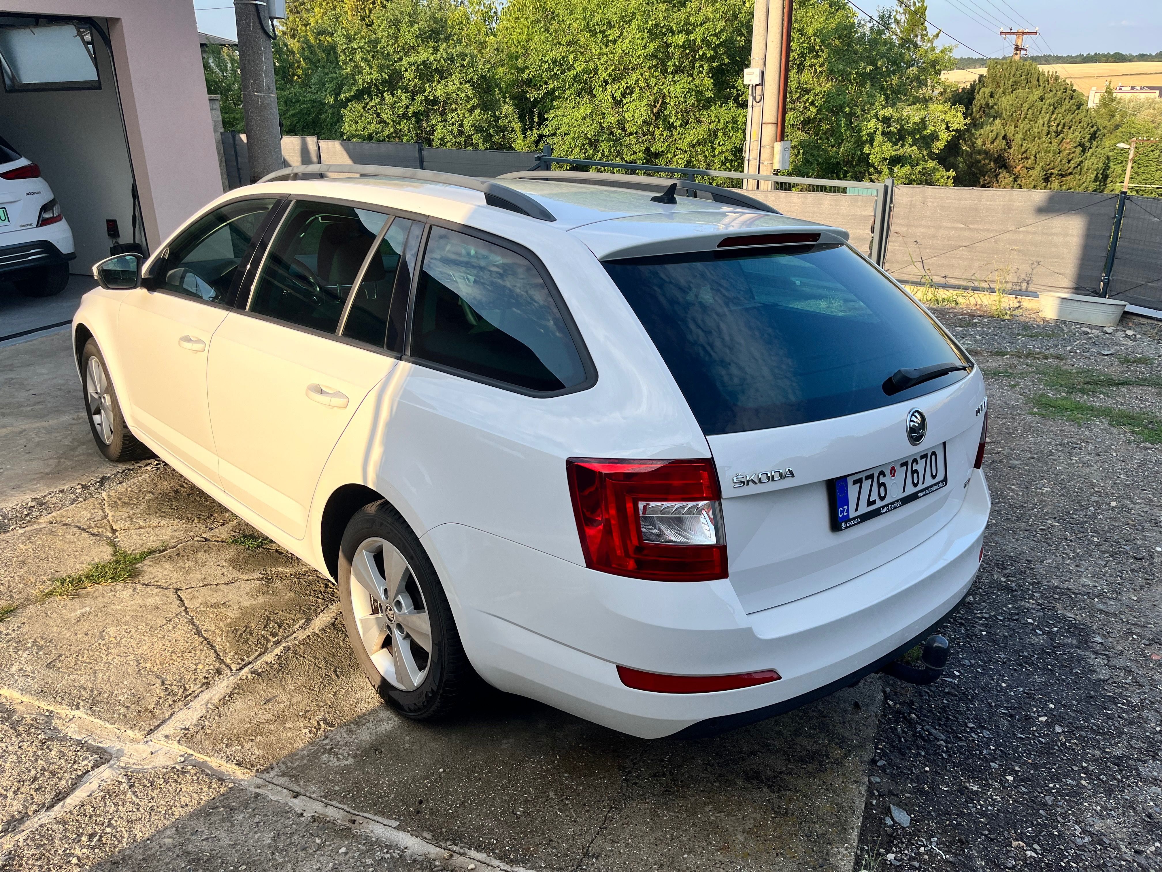Škoda Octavia, Škoda Octavia Combi 1.4 TSI - fotka 2