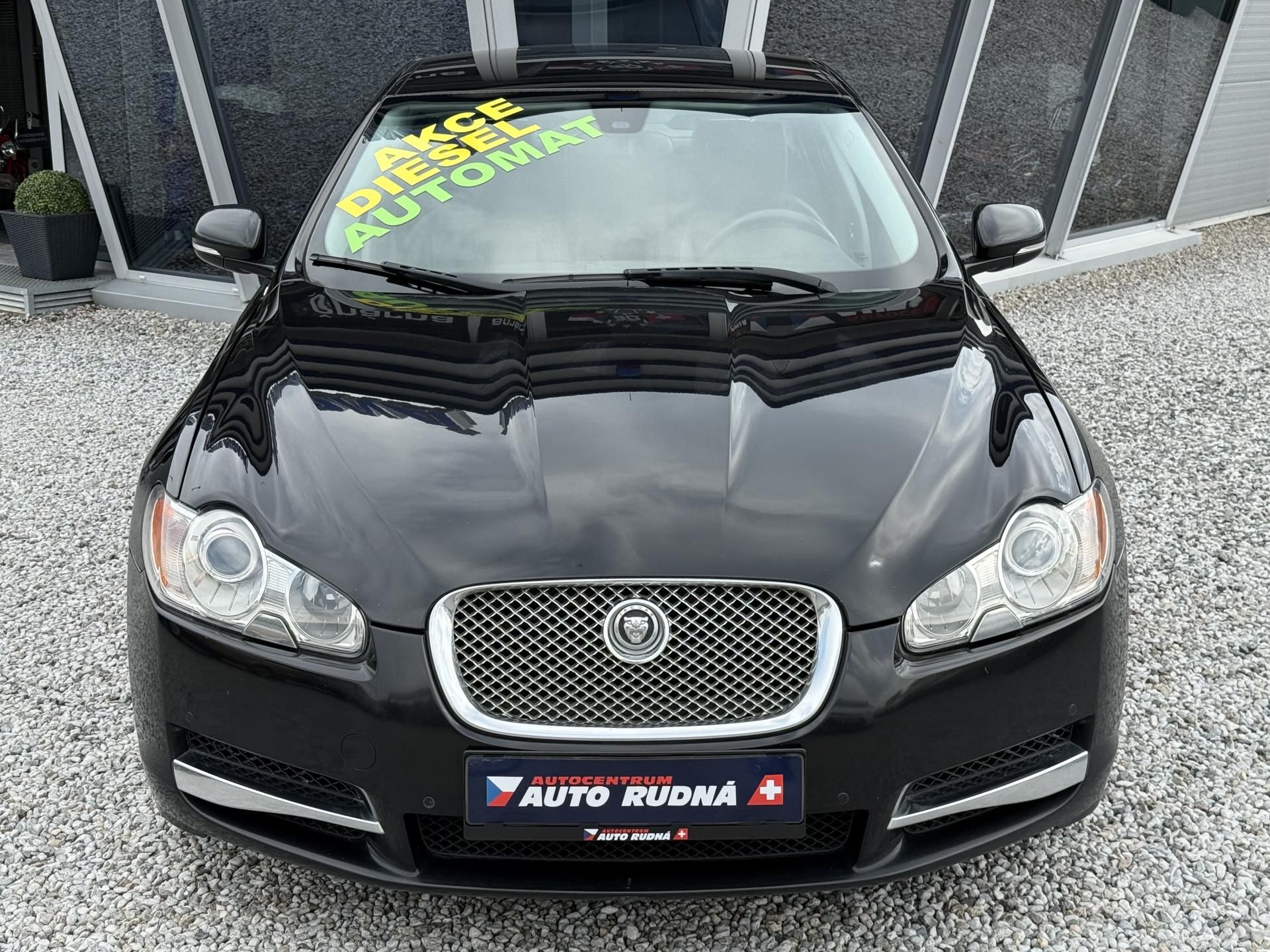 Jaguar XF, 3,0 V6 Diesel Lux Automat - fotka 3