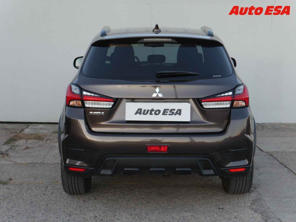 Mitsubishi ASX, 2.0 Mivec,4x4 automat - fotka 5