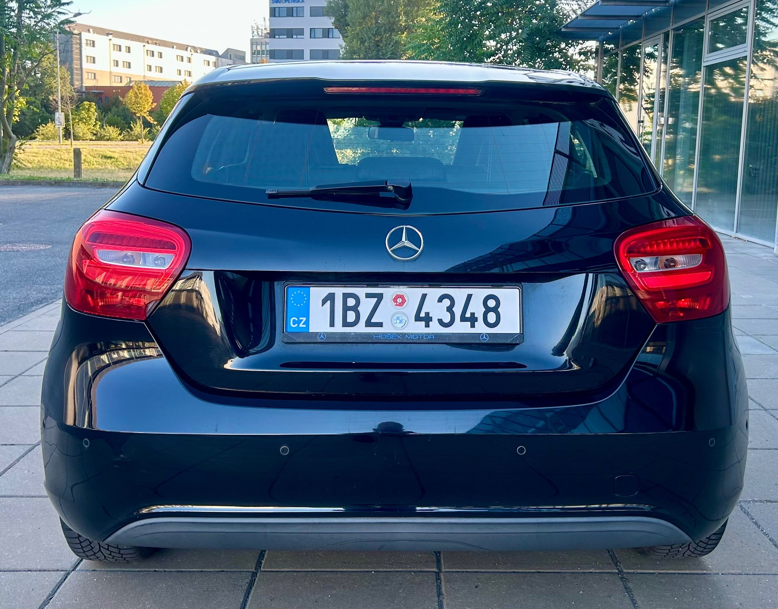Mercedes-Benz Třídy A, 180i VYHŘEV-PDC-CZ - fotka 6