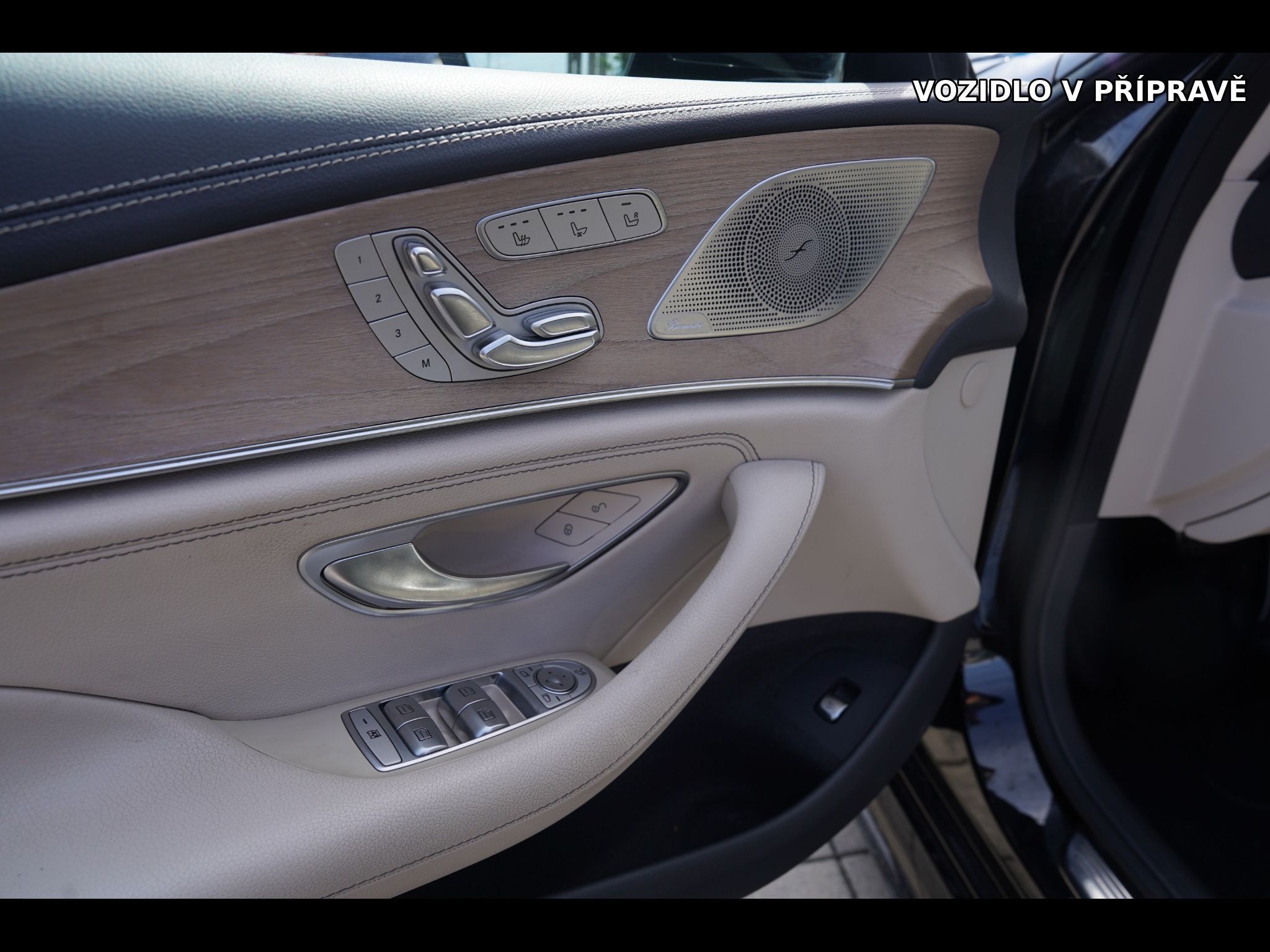Mercedes-Benz CLS, CLS 400d AMG/4Matic/Burmester/ - fotka 6