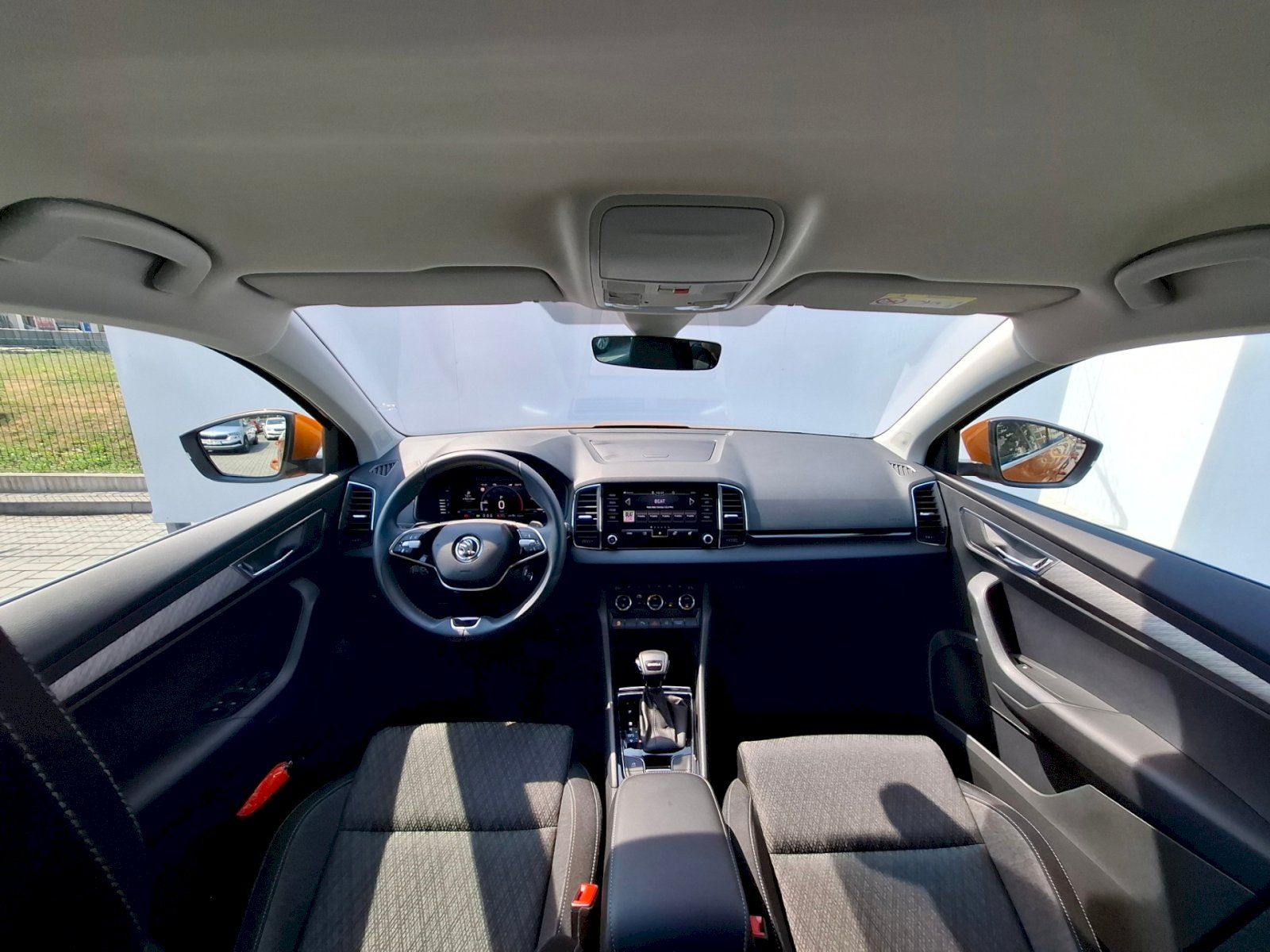 Škoda Karoq, 1.5 TSI 110kW Top Selection DS - fotka 5