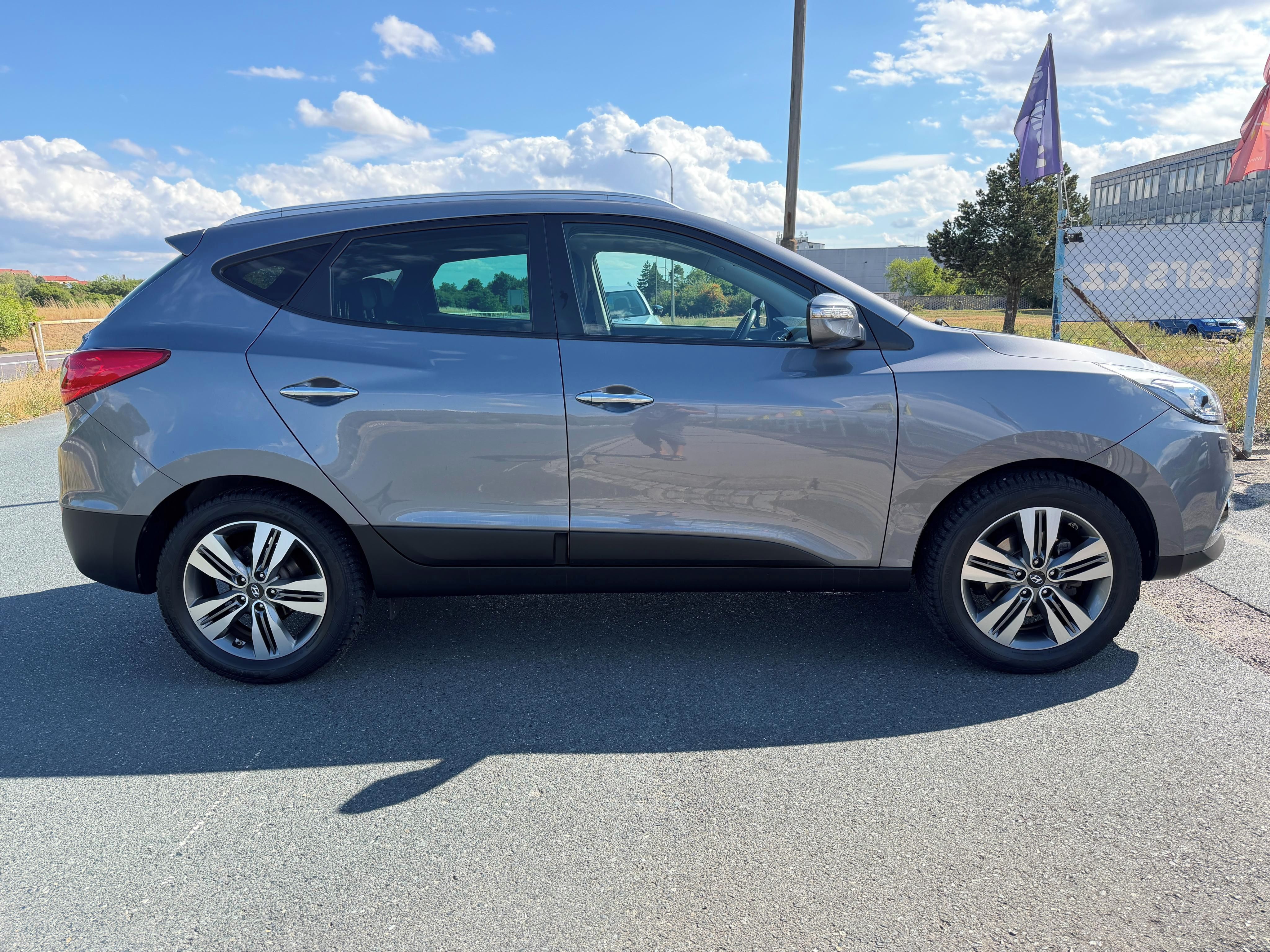 Hyundai ix35, 2.0 GDI 122kW VÝBAVA - fotka 4