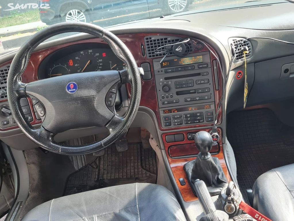 SAAB 9-5 1998 nga Republika Çeke