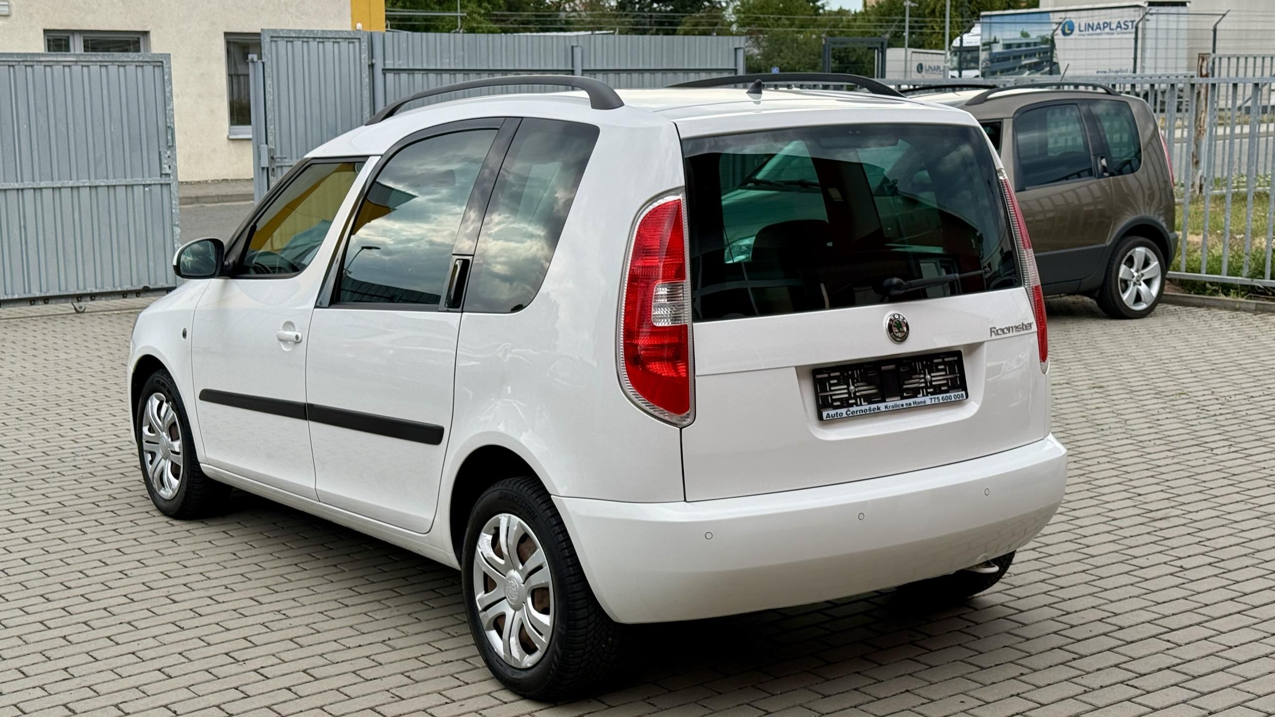 Škoda Roomster, 1.2TSi*77kW*DSG*AUTOMAT*123TKM - fotka 2
