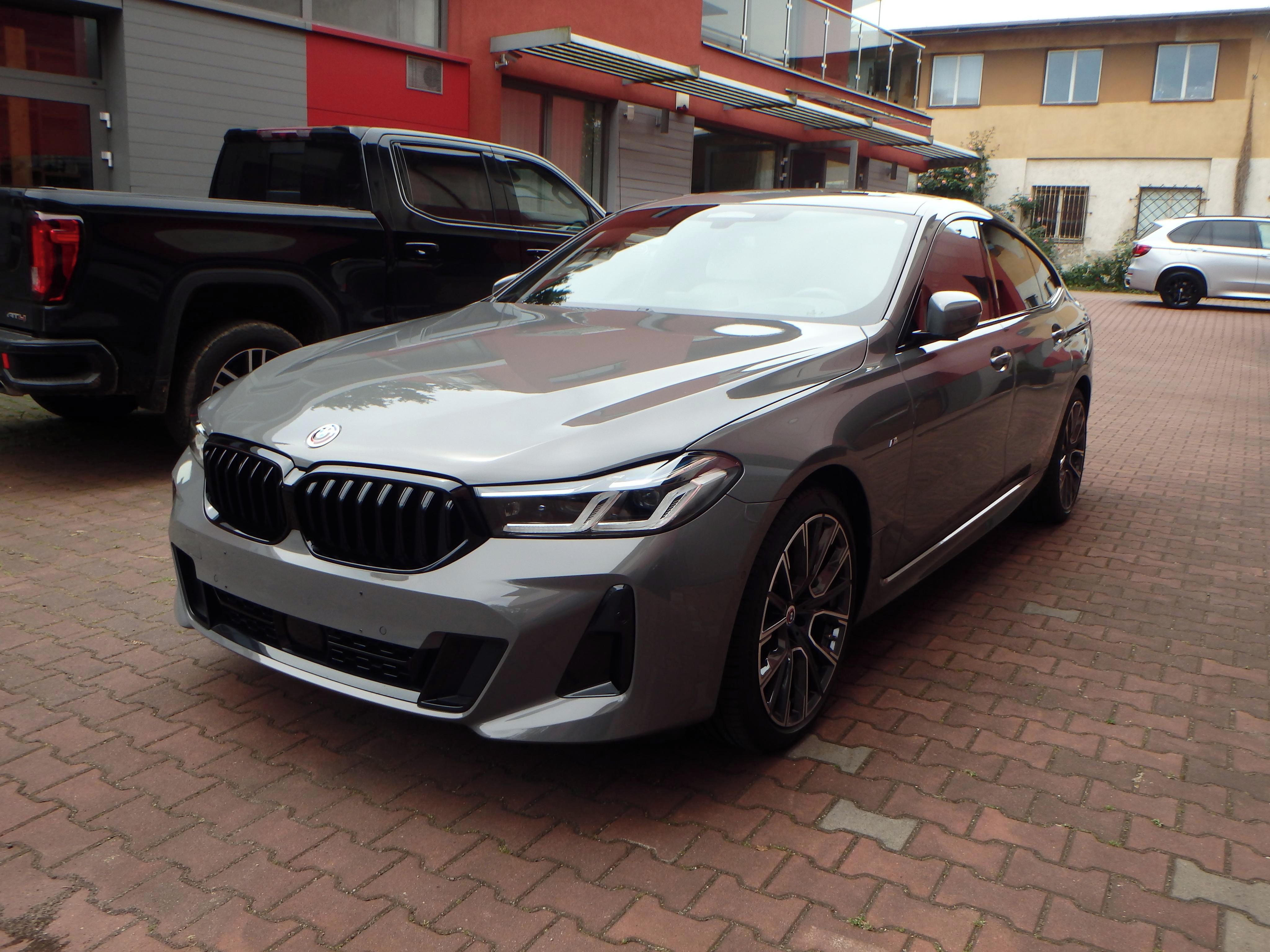BMW Řada 6, 640 GT xD,INDIVIDUAL M Sport P - fotka 2
