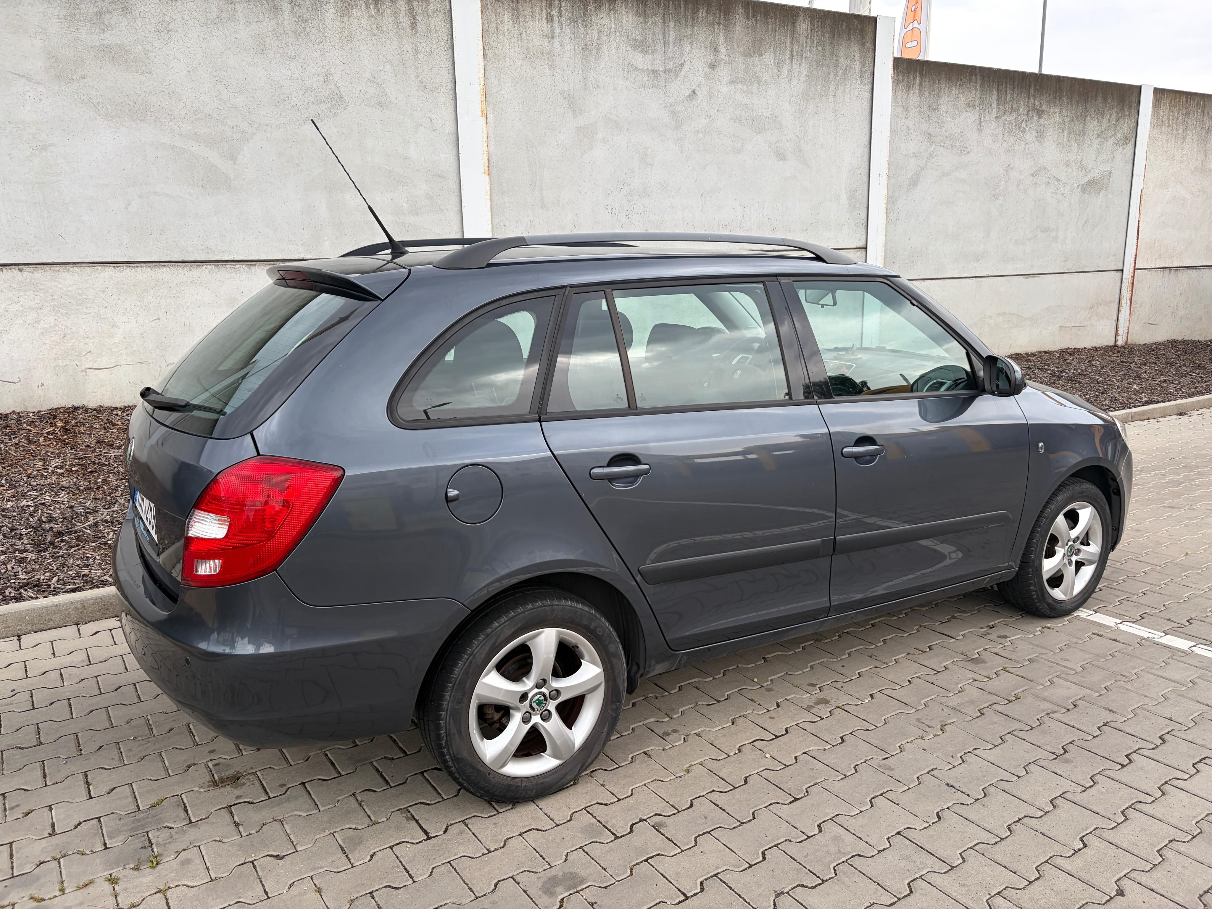Škoda Fabia, 1.6 Servisováno - fotka 2