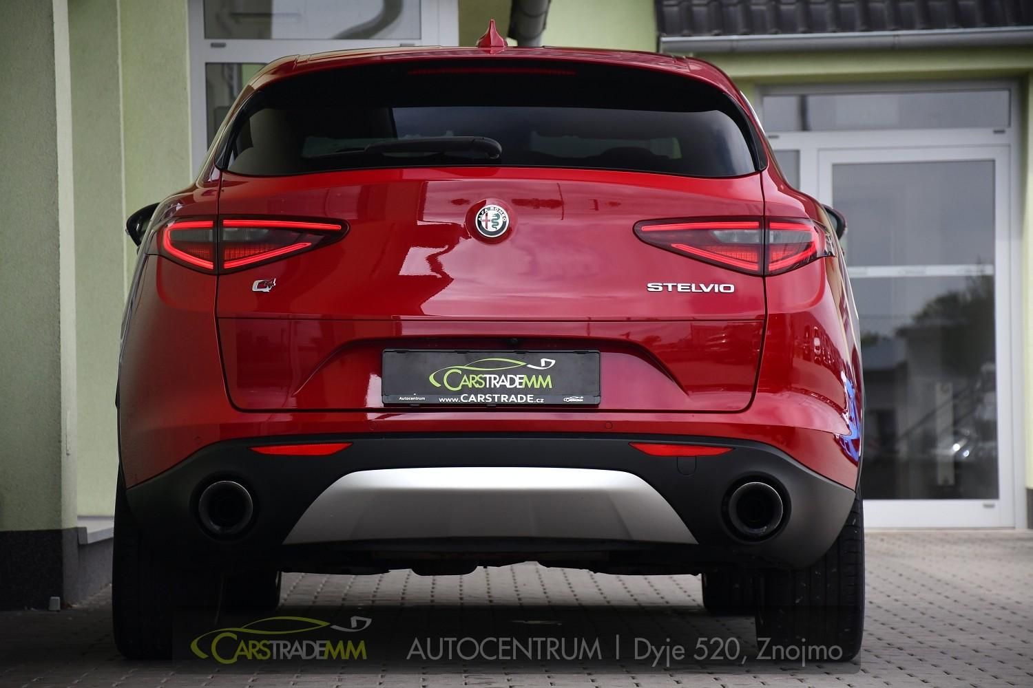 Alfa Romeo Stelvio, 2.0 Q4 VELOCE - fotka 4