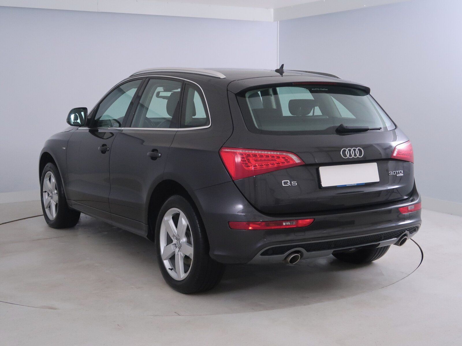 Audi Q5, 3.0 TDI, S line, 4X4, Automat - fotka 4
