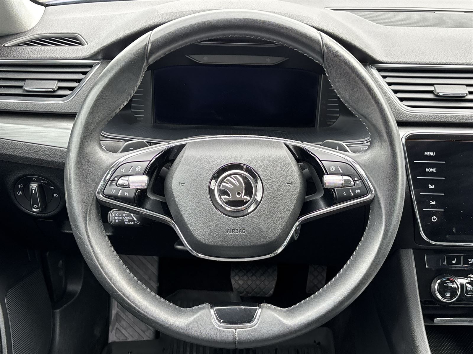 Škoda Superb, Combi 1.4 TSI iV DSG Style - fotka 6