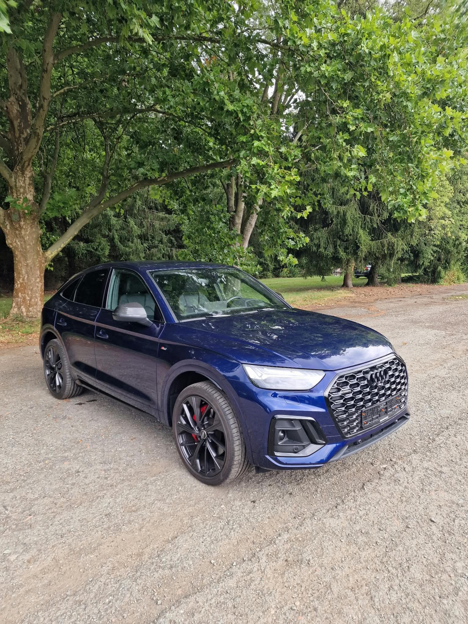 Audi Q5, 2.0 S-Line Hybrid Quattro - fotka 2