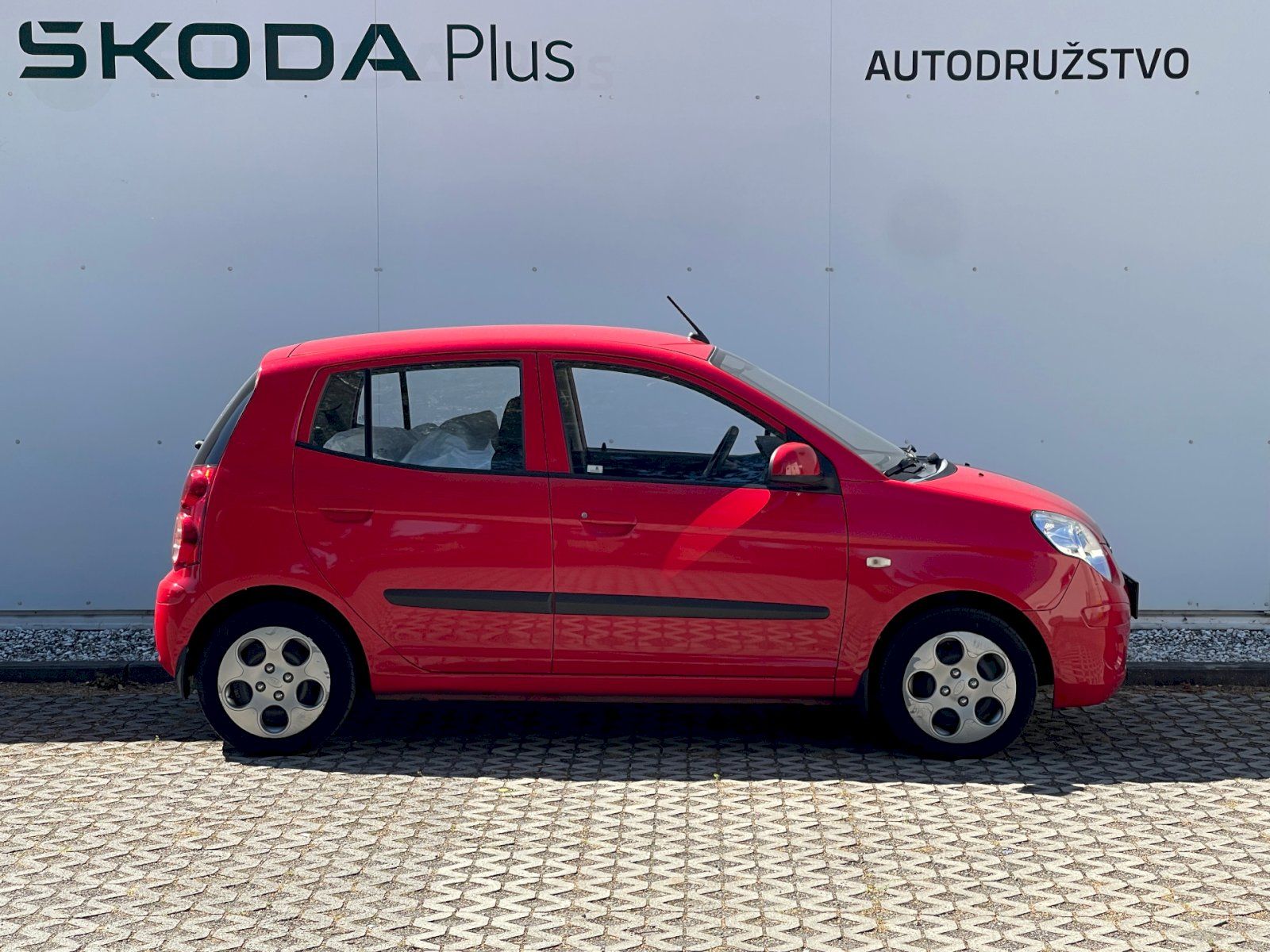 Kia Picanto, 1.0i / 45 kW - fotka 3