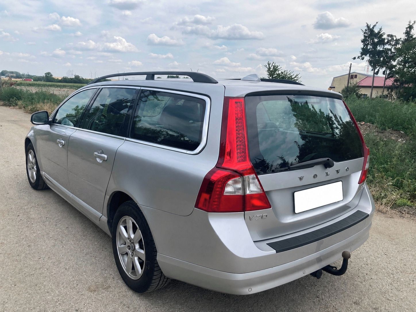 Volvo V70, D3,r.v. 2011,naj.249 tis.km - fotka 5