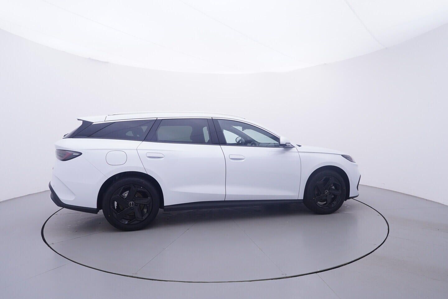BYD Seal 6, Touring Comfort  15 kW - fotka 6