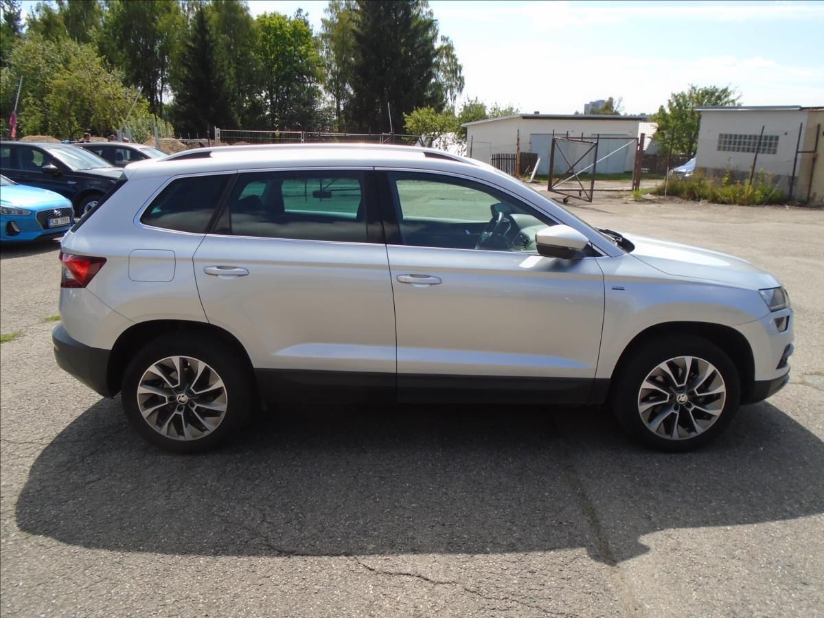 Škoda Karoq, 1,0 - fotka 2