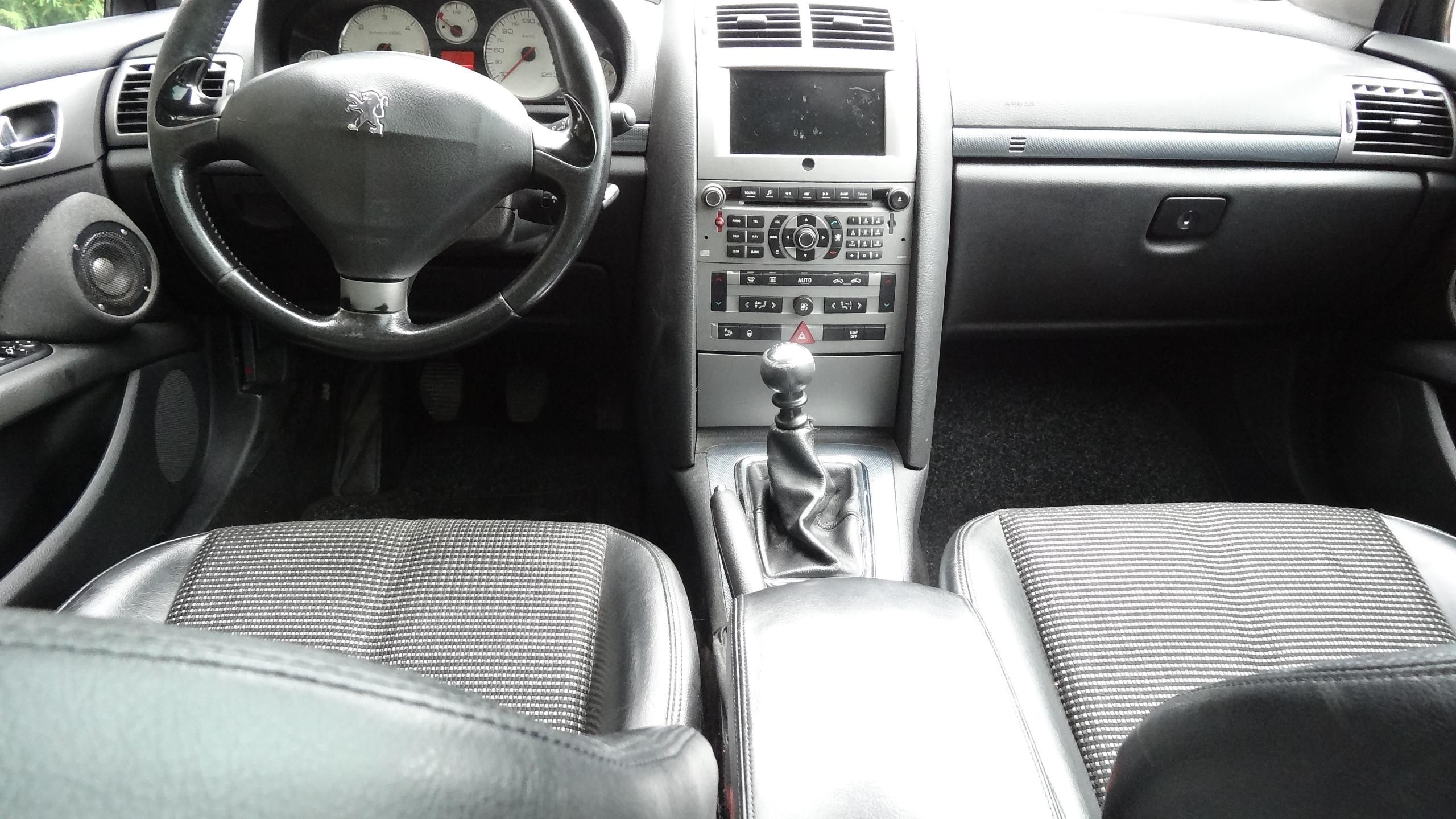 Peugeot 407, 407 SW kom. 2.0TDi Navi, 100kW - fotka 5