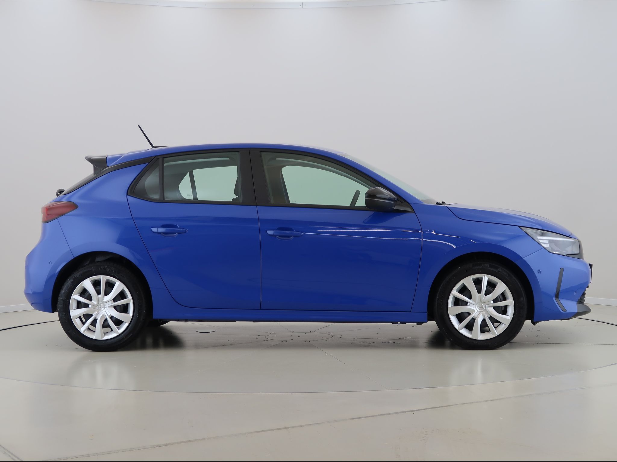 Opel Corsa, 1.2,Turbo,74KW,GS,Automat - fotka 4