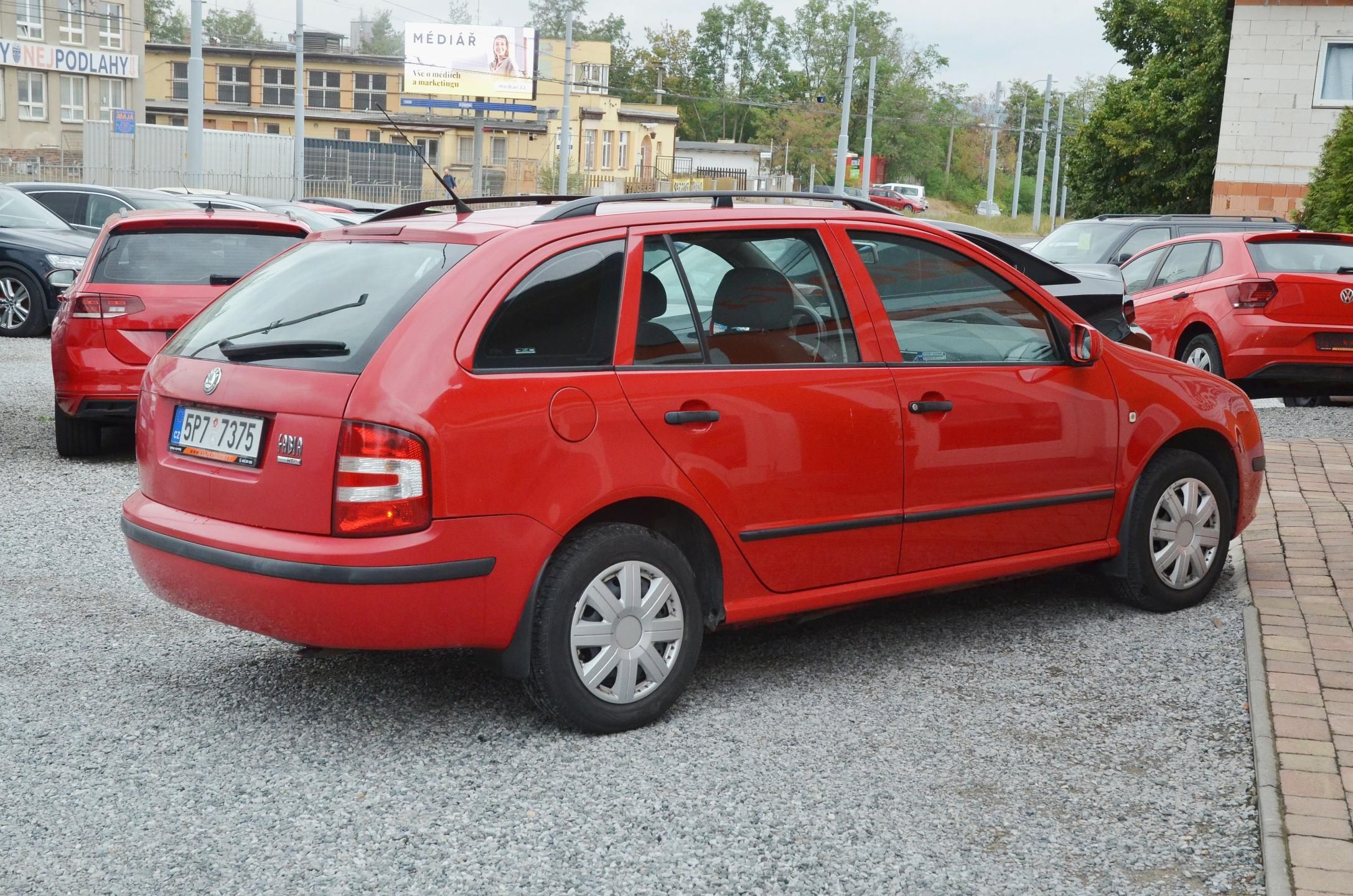 Škoda Fabia, 1.2i 47kW / ČR / STK 07/2028 - fotka 6