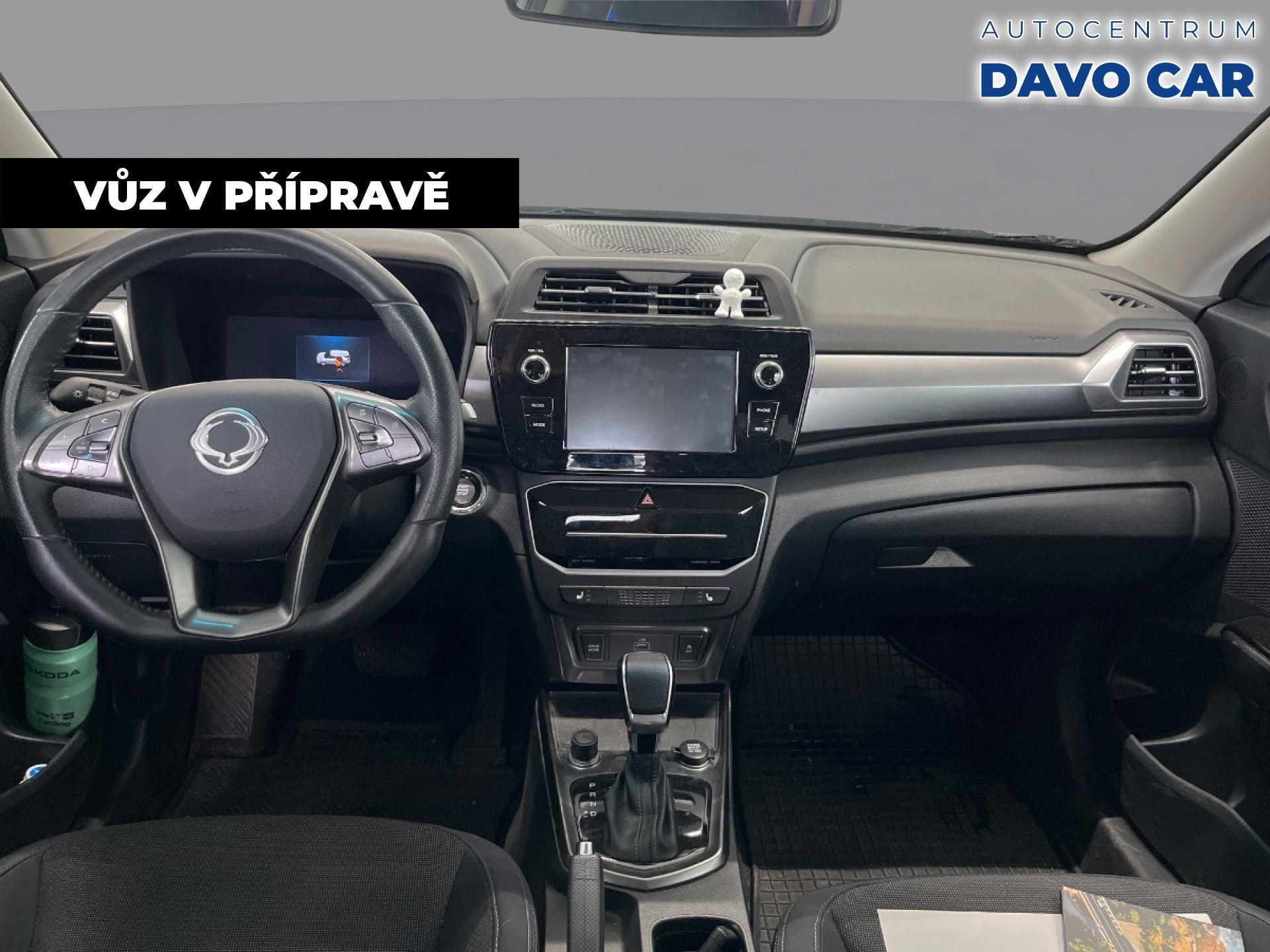 SsangYong Tivoli, Grand 1,5 T-GDI Aut. CZ Style - fotka 3