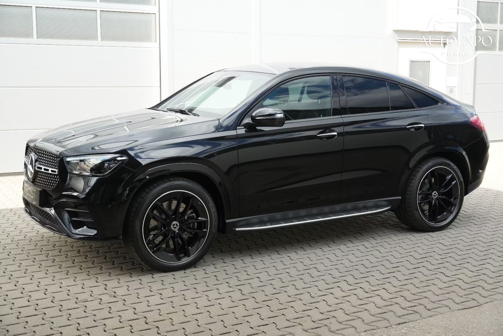 Mercedes-Benz GLE, 450d Coupé/AMG Premium - fotka 2