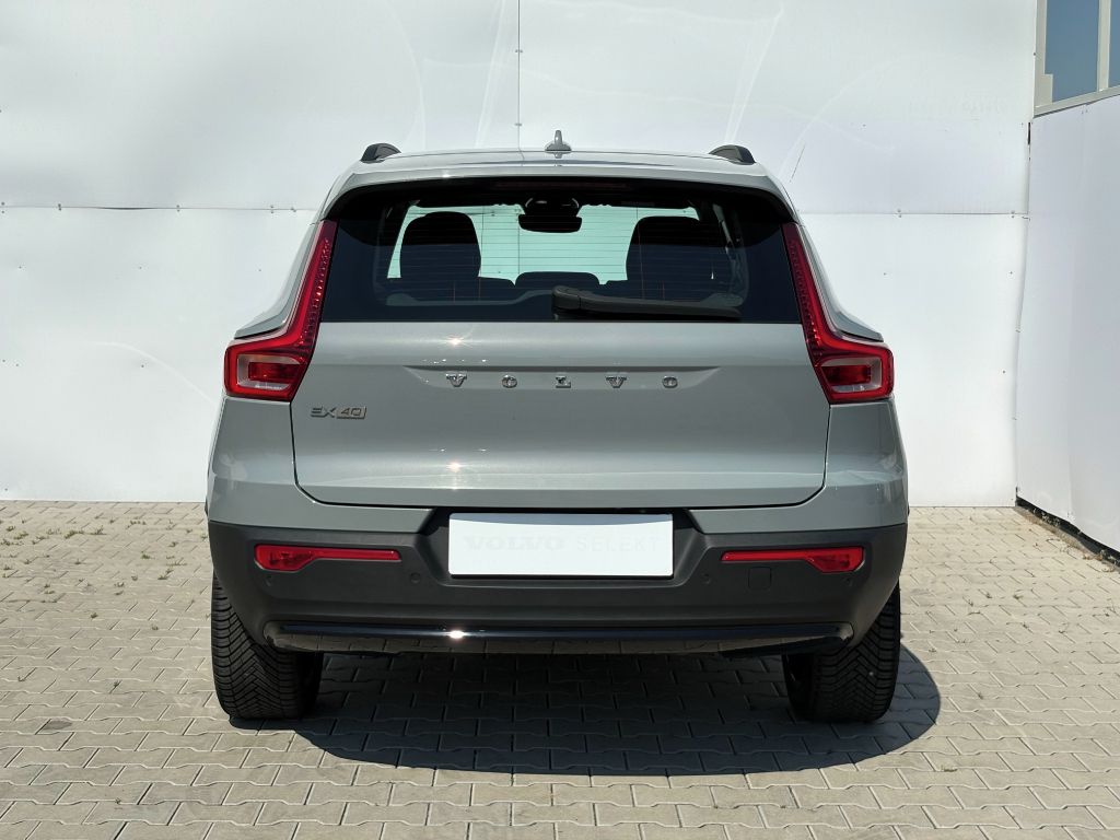 Volvo EX40, Core Single Motor 175kW - fotka 6