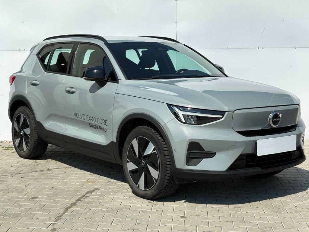 Volvo EX40, Core Single Motor 175kW - fotka 3