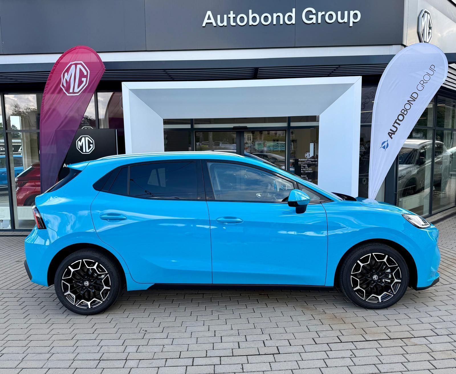 MG MG4, PREMIUM 4 Urban EV 54kWh 118kW - fotka 5