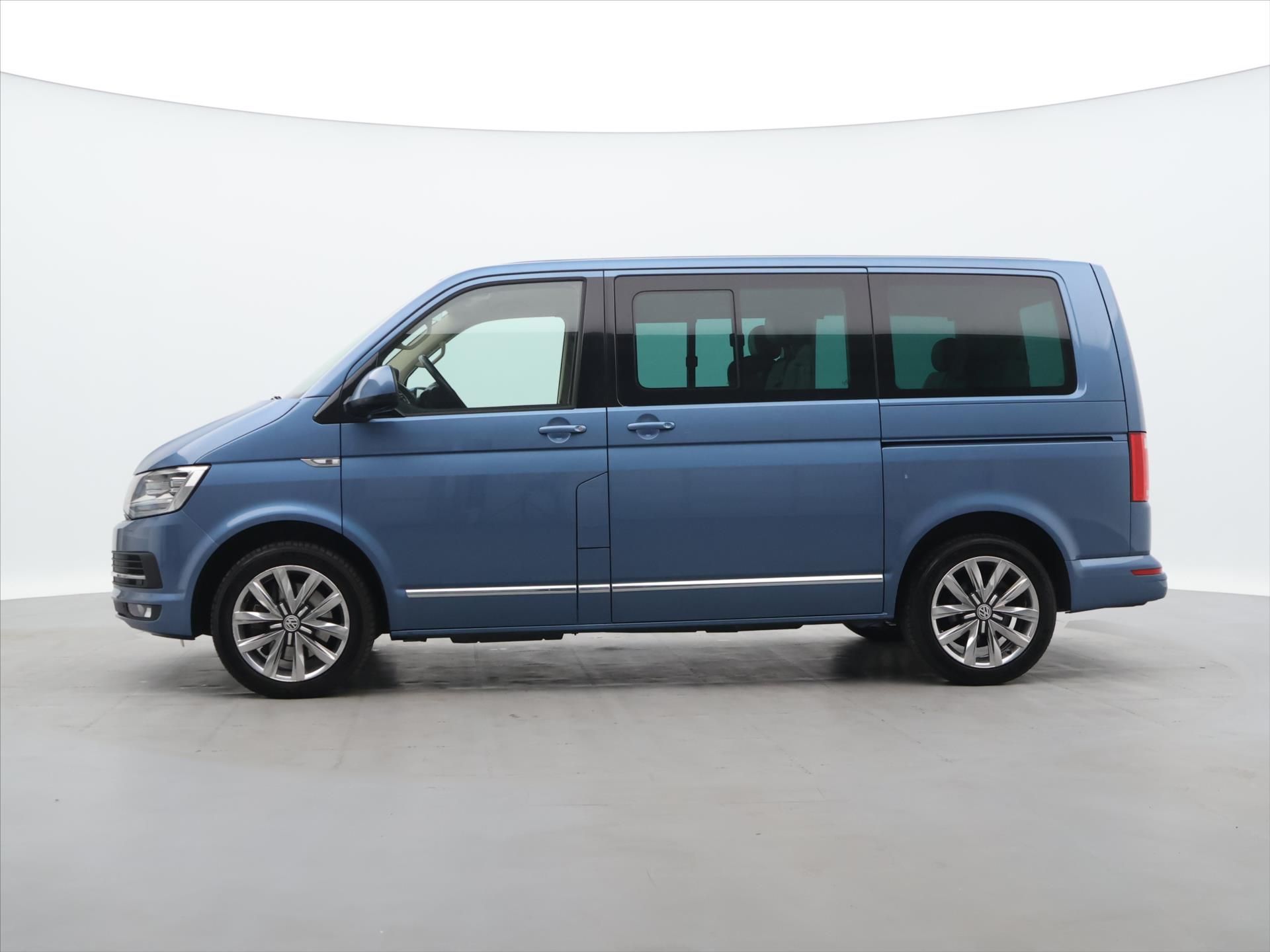 Volkswagen Multivan, 2,0 TDI 150kW DSG Highline DPH - fotka 4