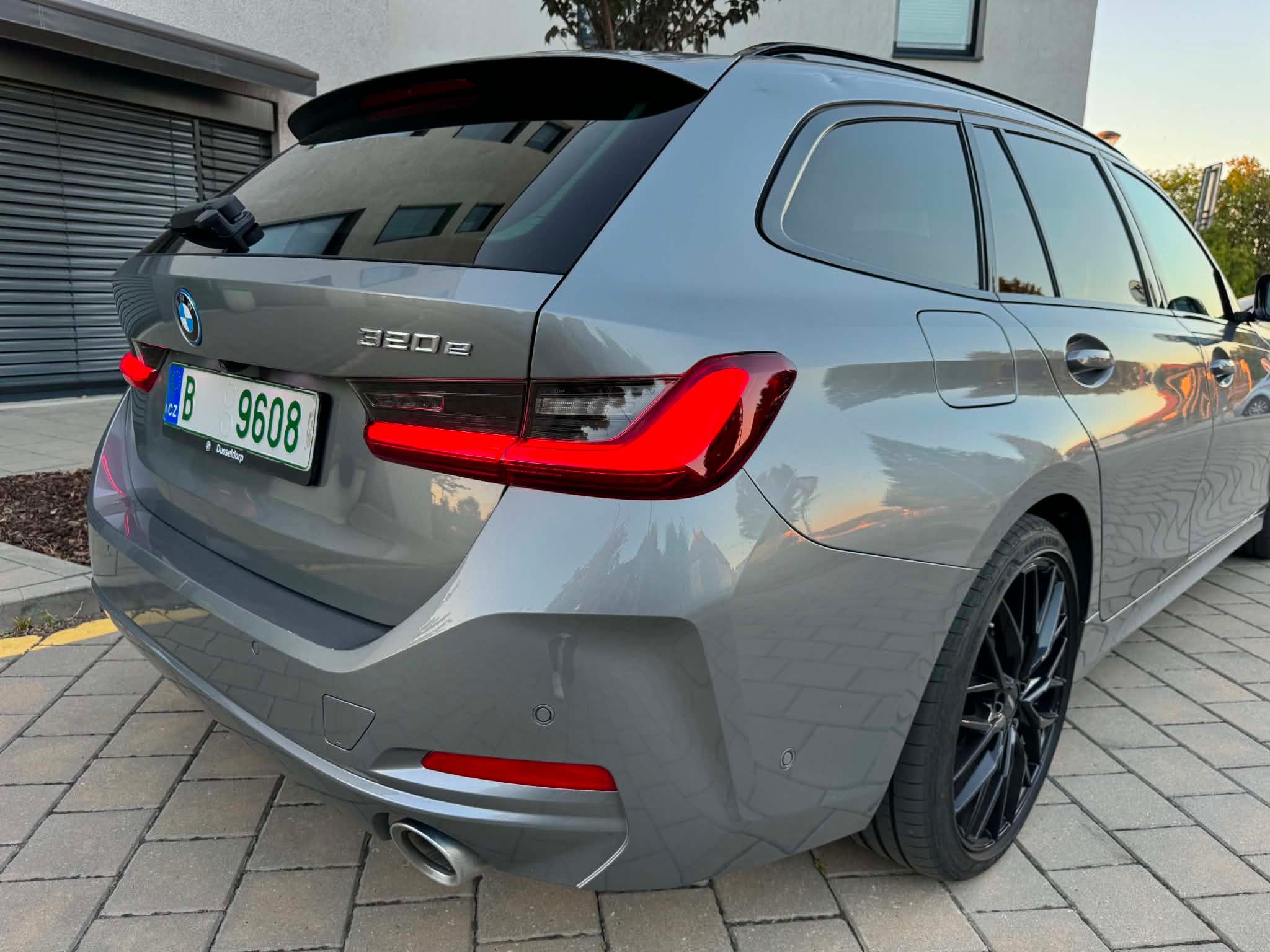 BMW Řada 3, 320,dvojité okna,tažné,HIFI - fotka 2