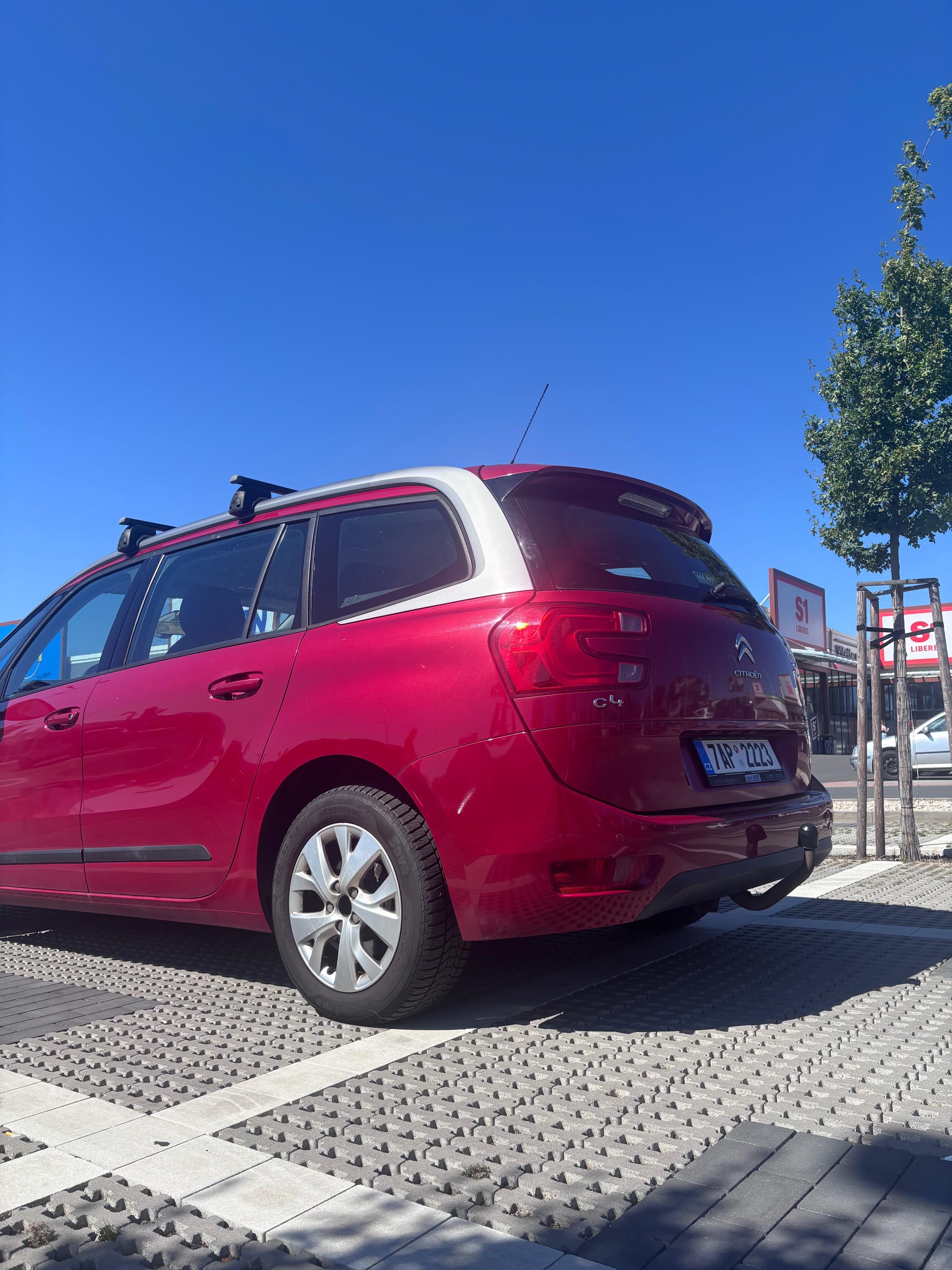Citroën C4 Picasso, 1.6 HDI 85kW - fotka 6