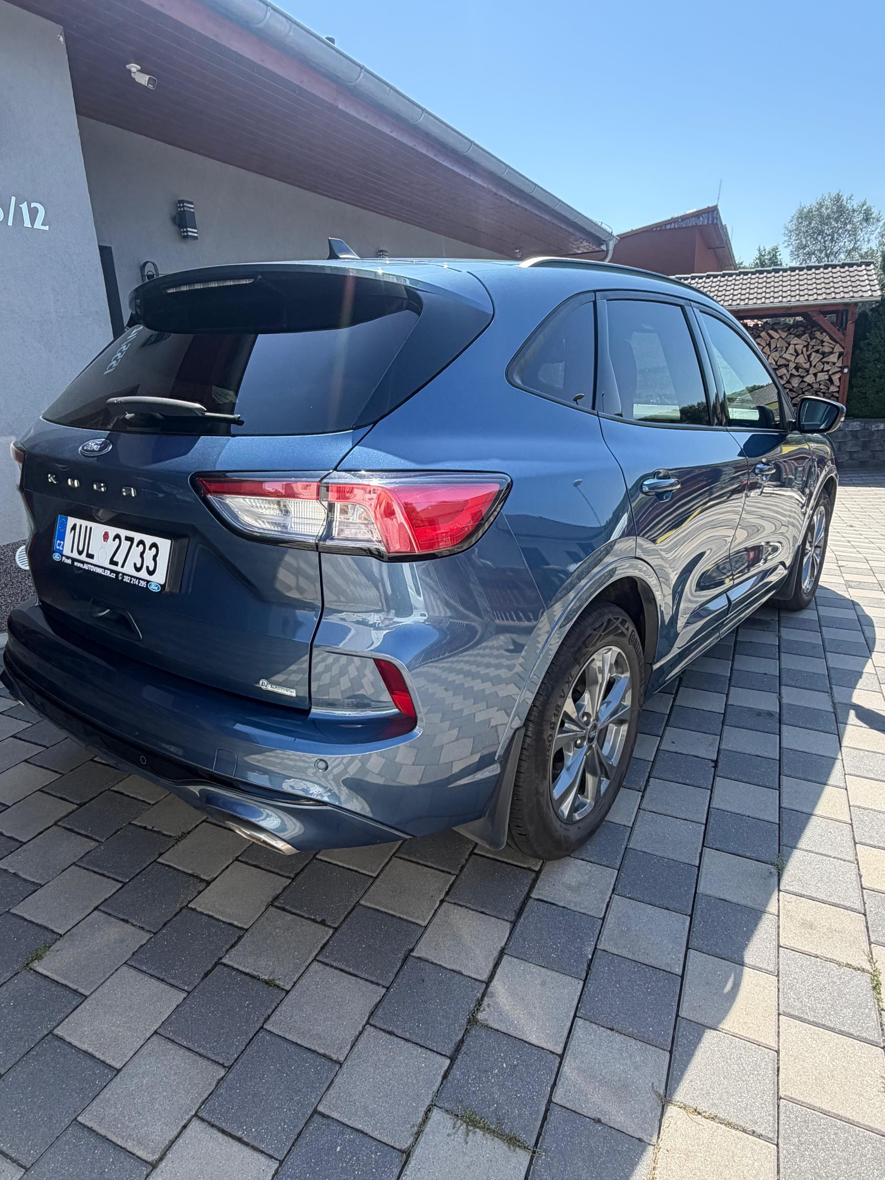 Ford Kuga, 5D ST-LINE X 1.5 EcoBoost 110 - fotka 4
