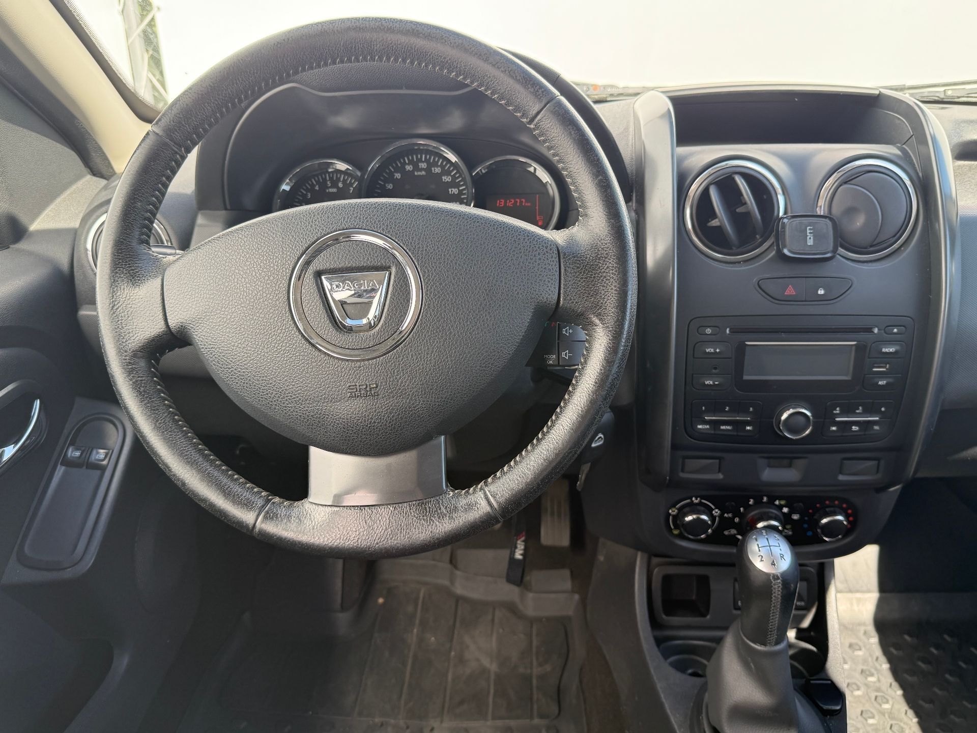 Dacia Duster, 1.6 SCe 84 kW Arctica - fotka 5