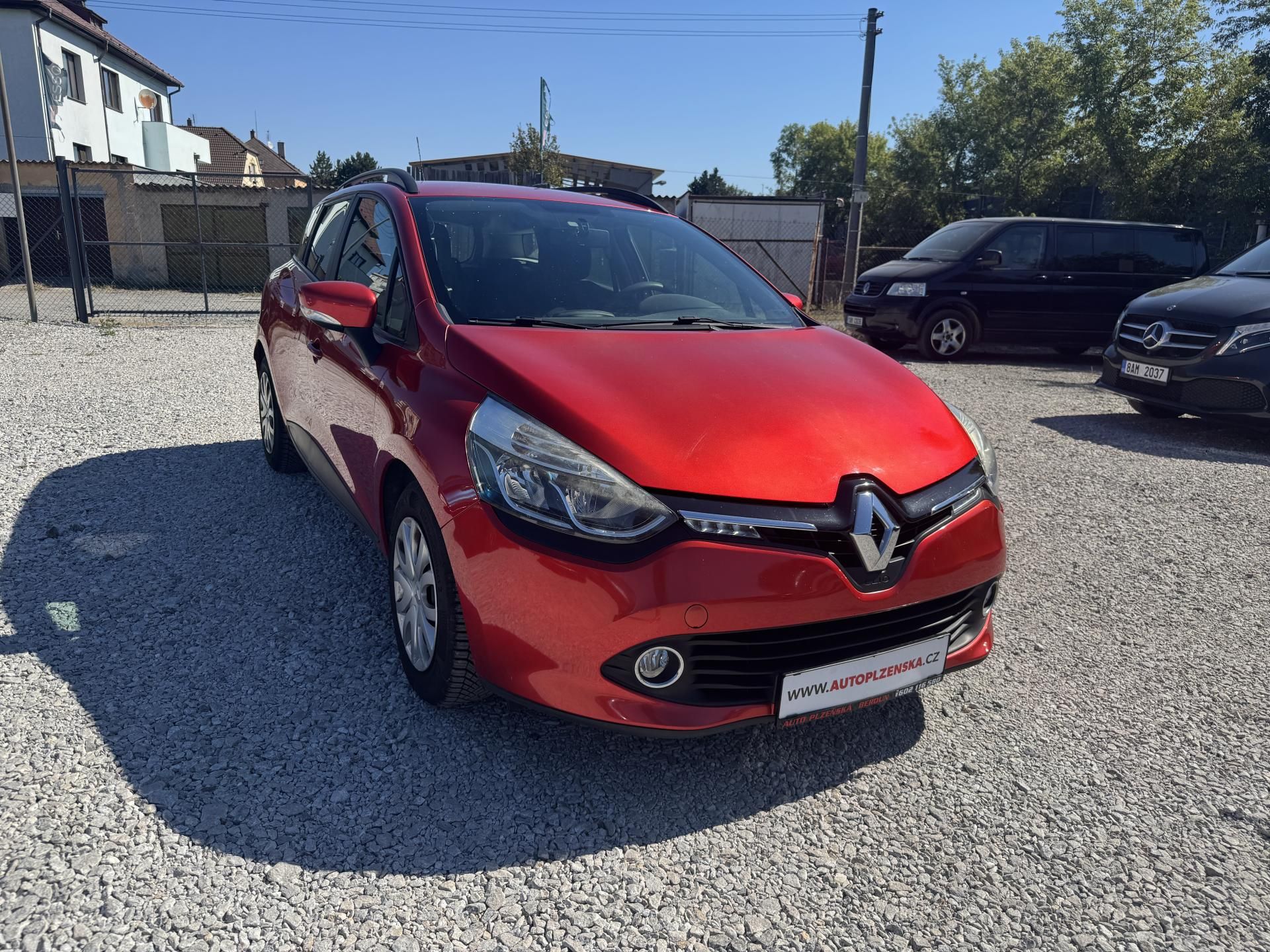 Renault Clio, 0.9TCE,SERVISKA,1MAJITEL ČR - fotka 2