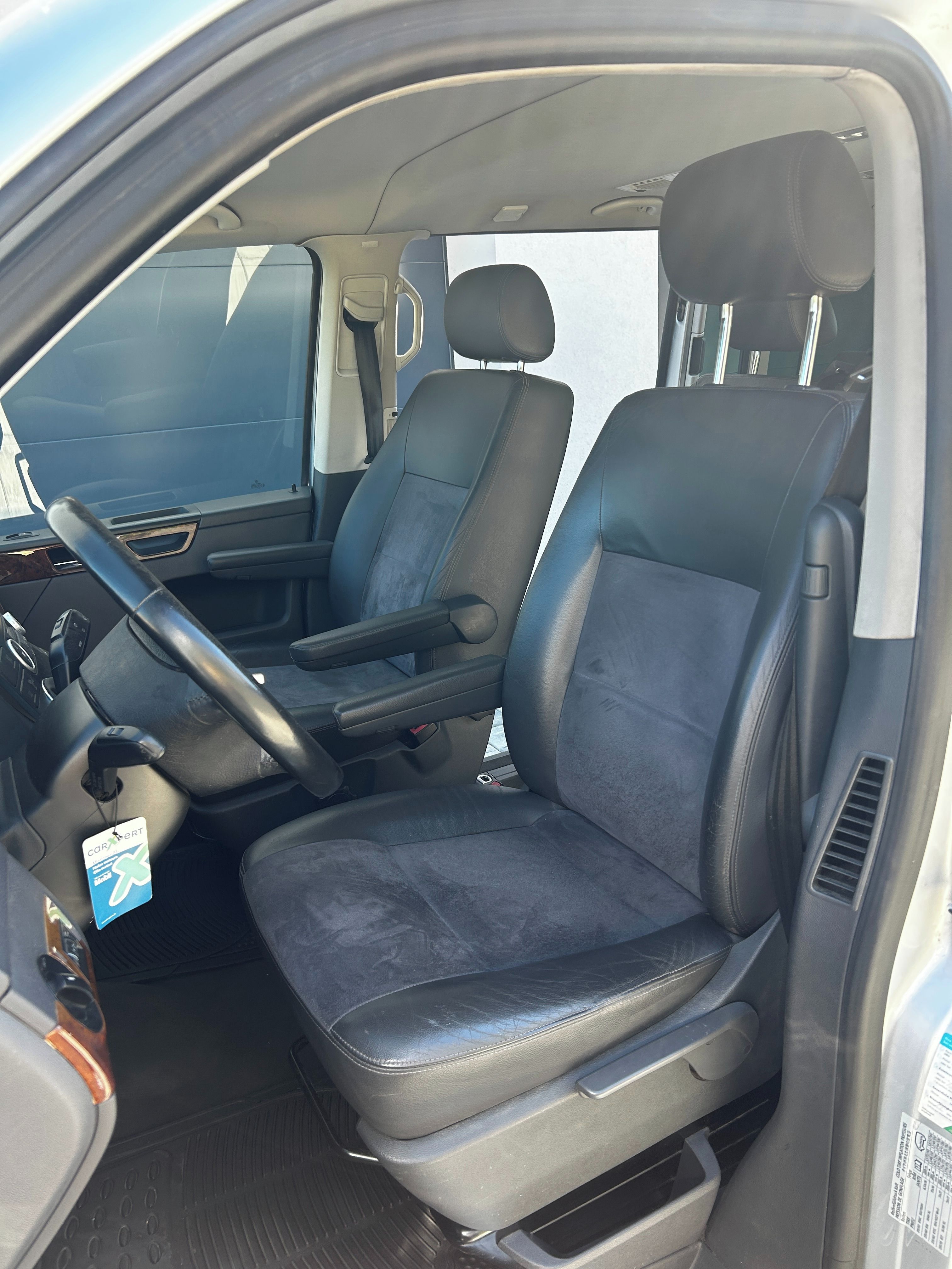 Volkswagen Multivan, HIGHLINE, 2,5 TDI 4X4 MANUAL - fotka 6