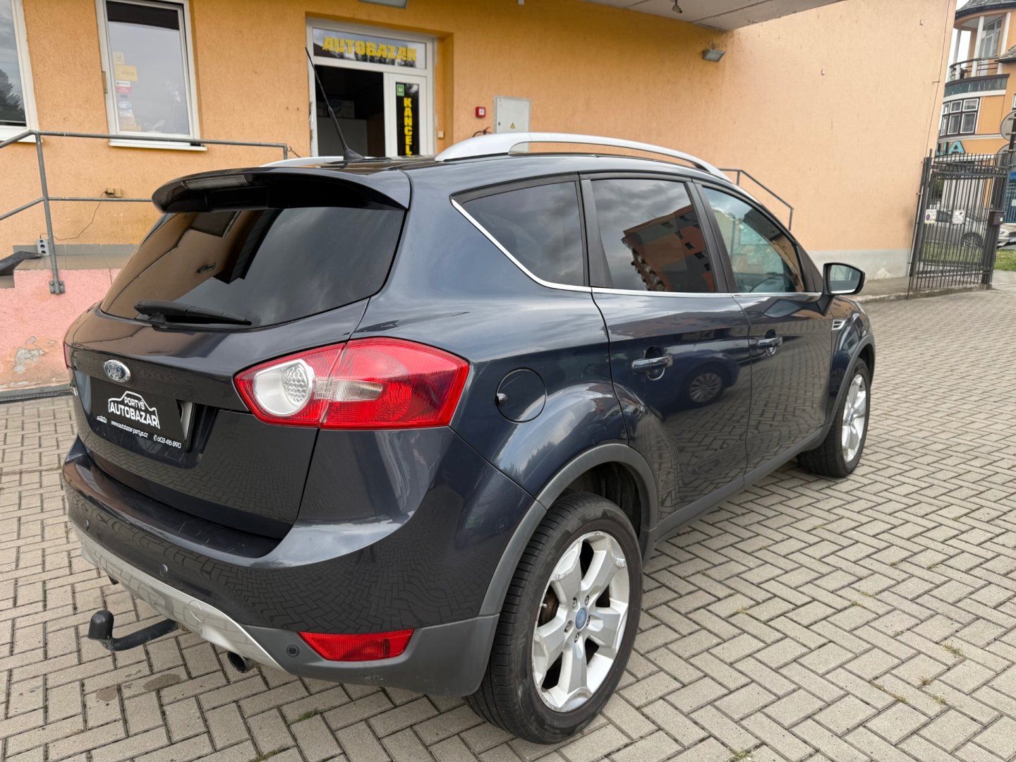 Ford Kuga, 2.0 TDCi 4x4 - fotka 4