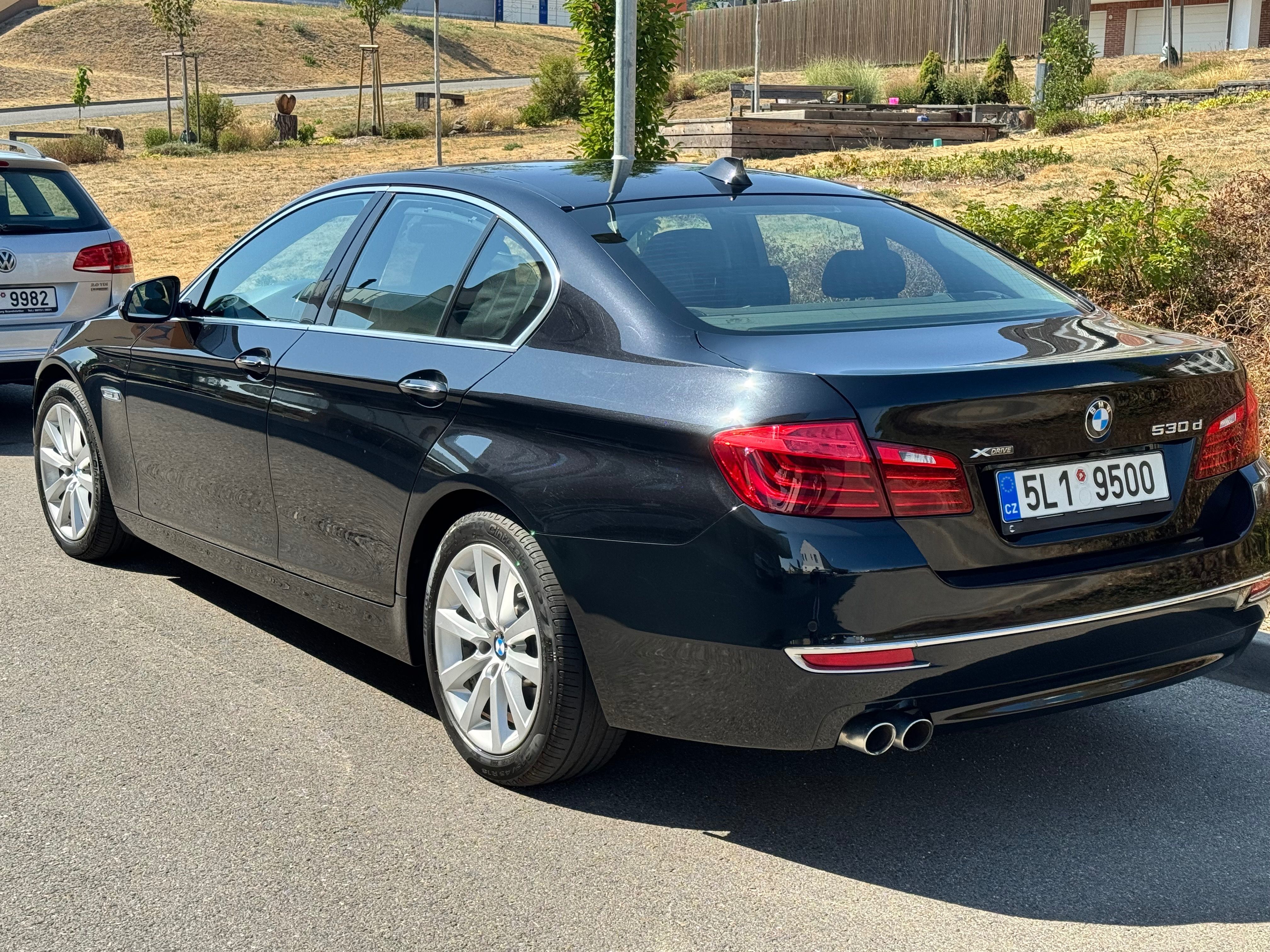 BMW Řada 5, Bmw 530xd top stav, top výbava - fotka 3
