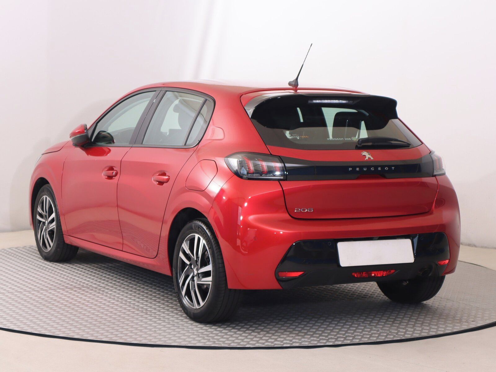Peugeot 208, 1.2 PureTech, Automat - fotka 4