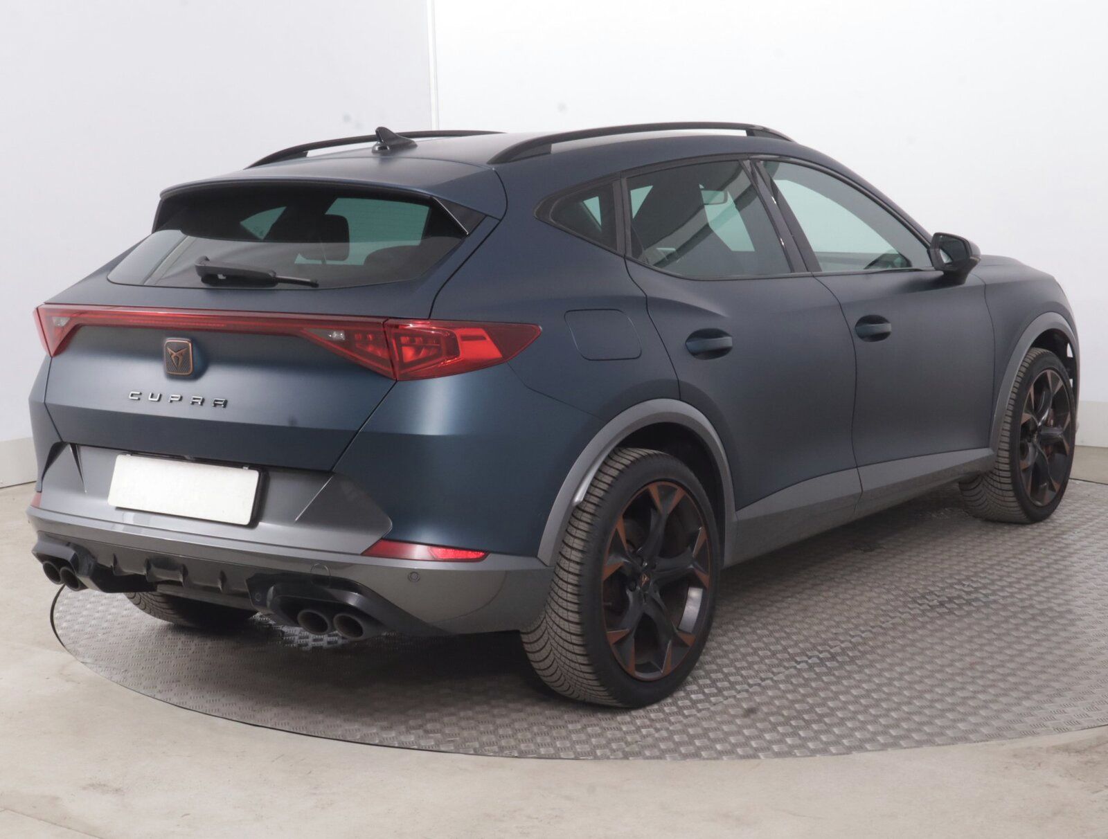 Cupra Formentor, 2.0 TSI VZ 4Drive, 4X4 - fotka 5