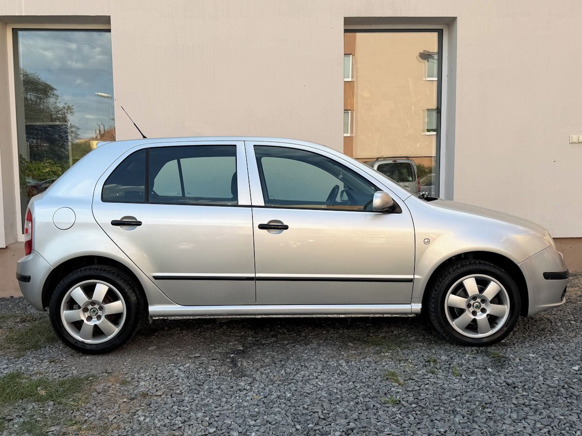 Škoda Fabia, 1.4 16v 55kW, pěkná, Nová STK - fotka 6