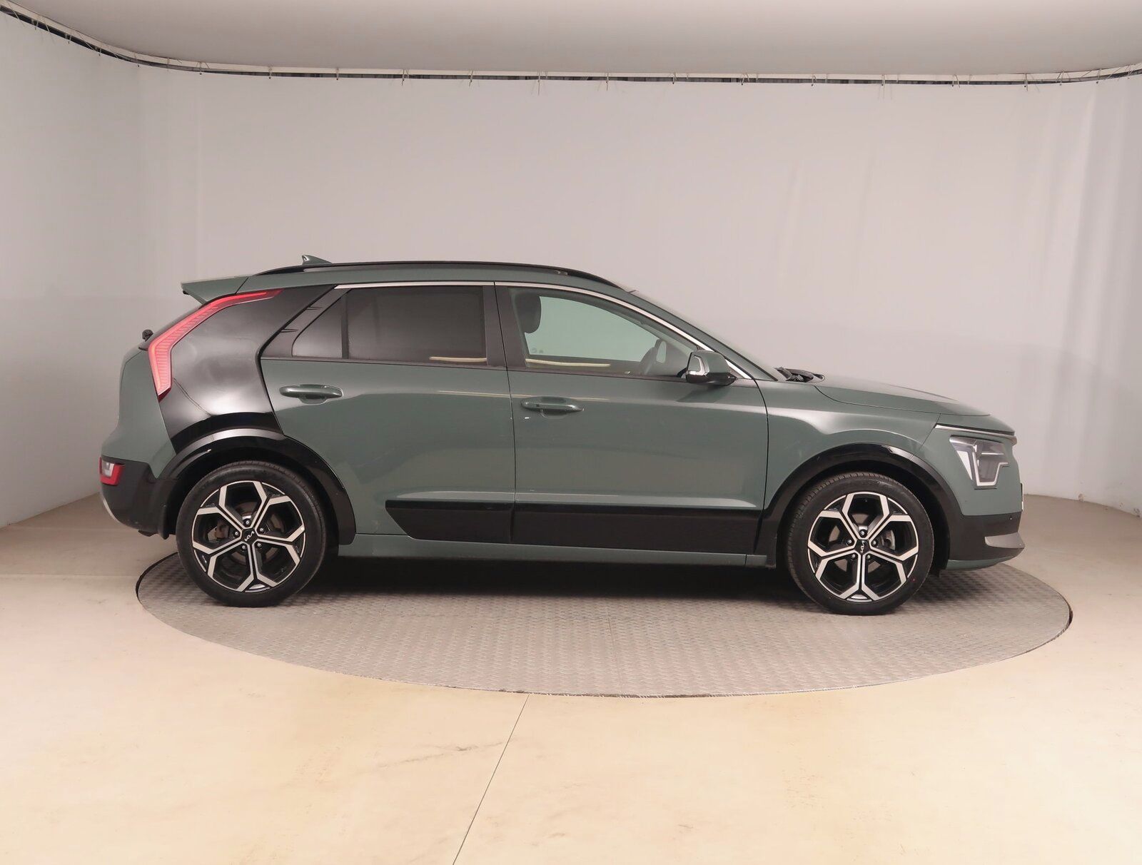 Kia Niro, Hybrid, Automat, Serv.kniha - fotka 6