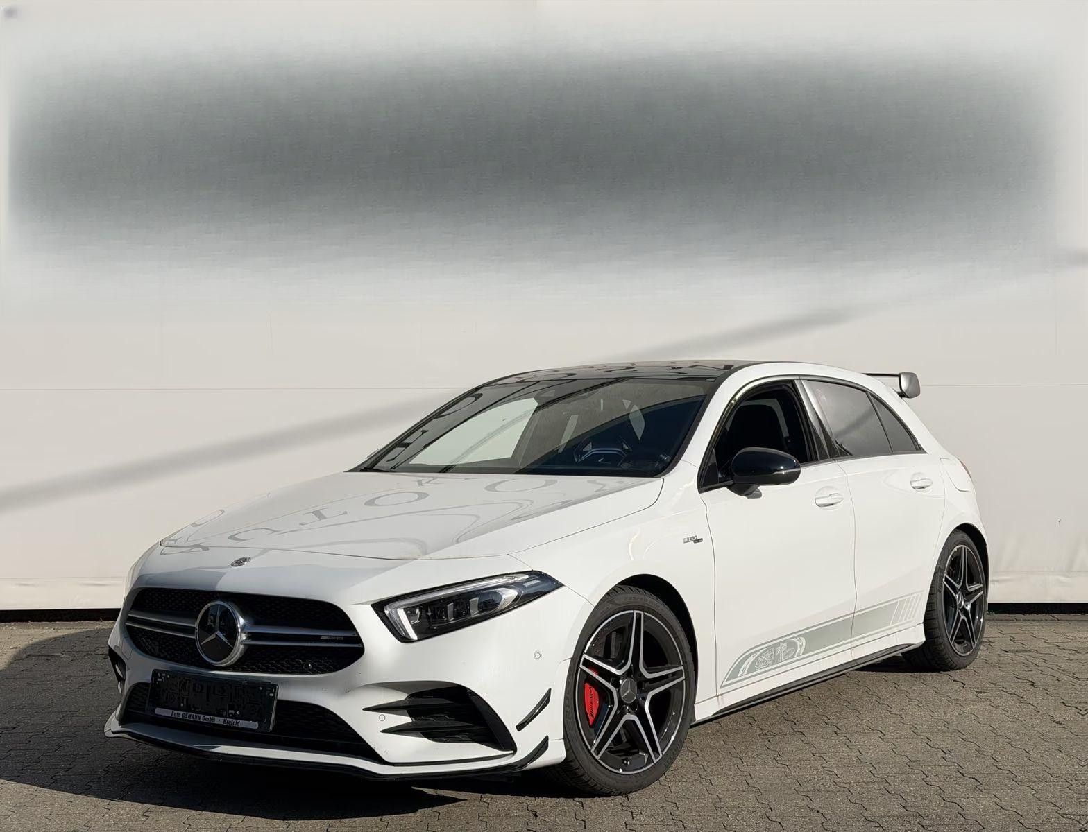 Mercedes-Benz Třídy A, 35 AMG 4Matic DCT 7G