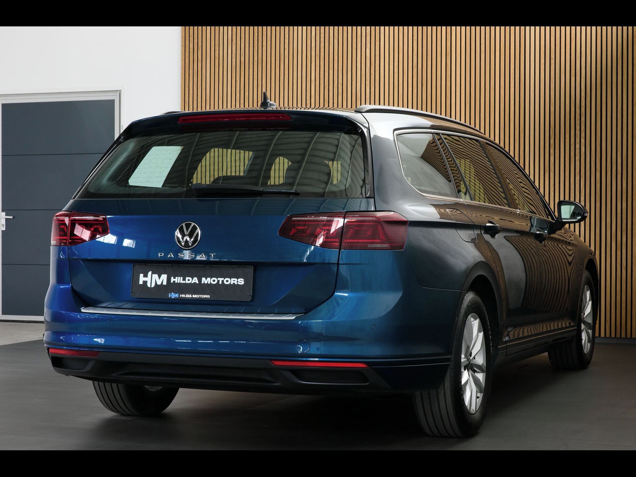 Volkswagen Passat, 2.0TDI 110kW DSG Matrix Webast - fotka 4