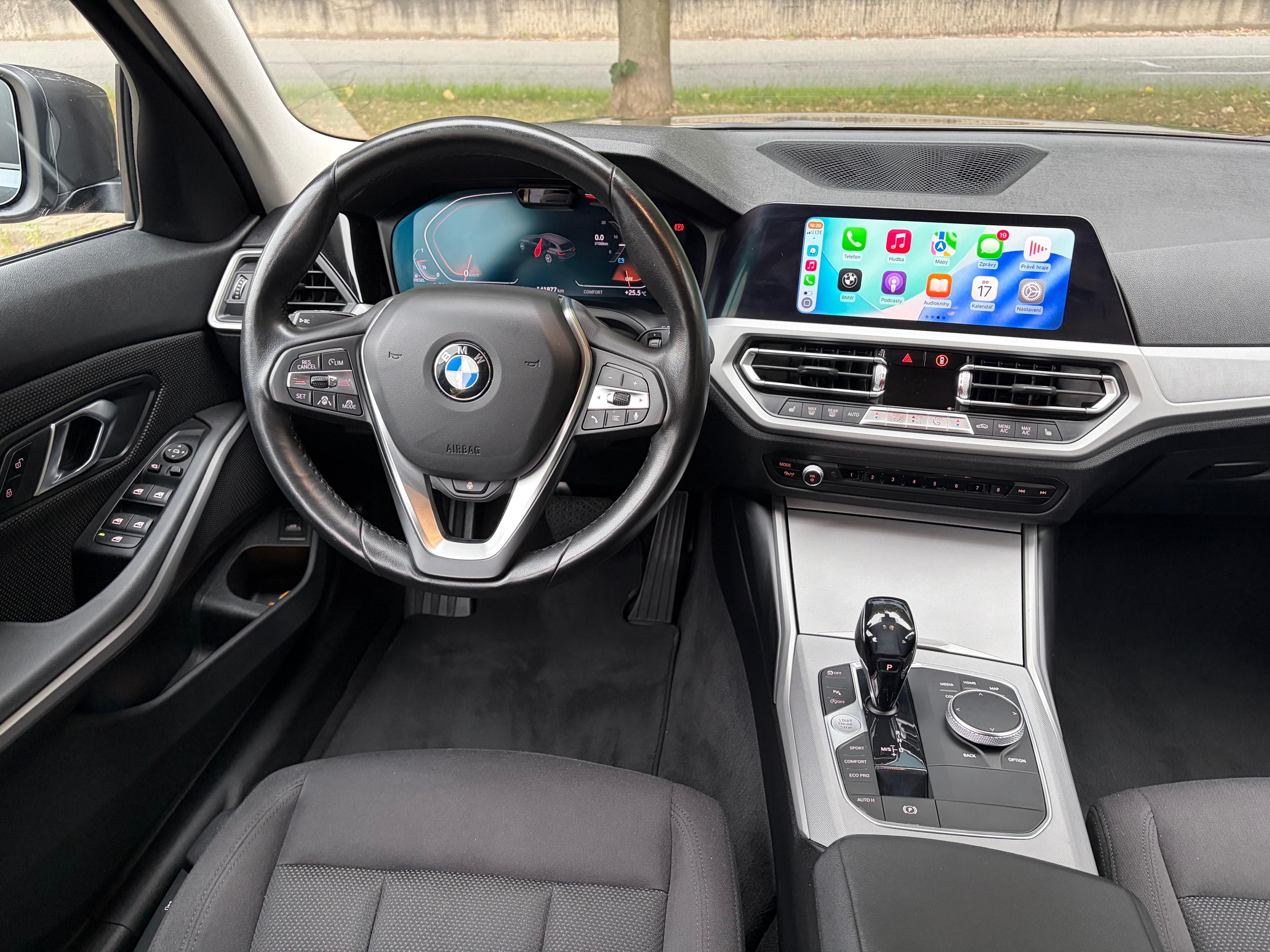 BMW Řada 3, BMW 320d xDrive Touring G21 - fotka 5